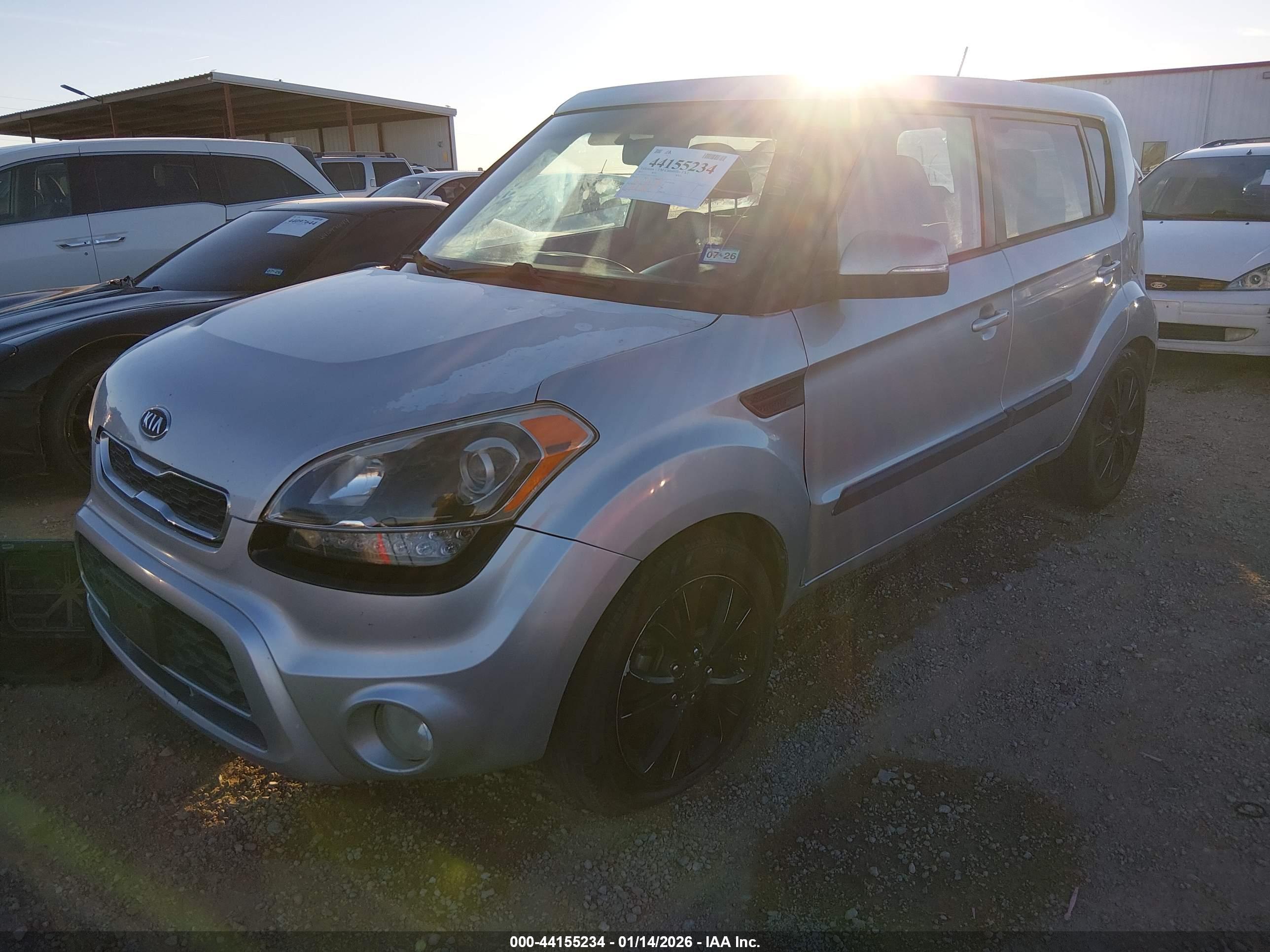 KIA SOUL image 2