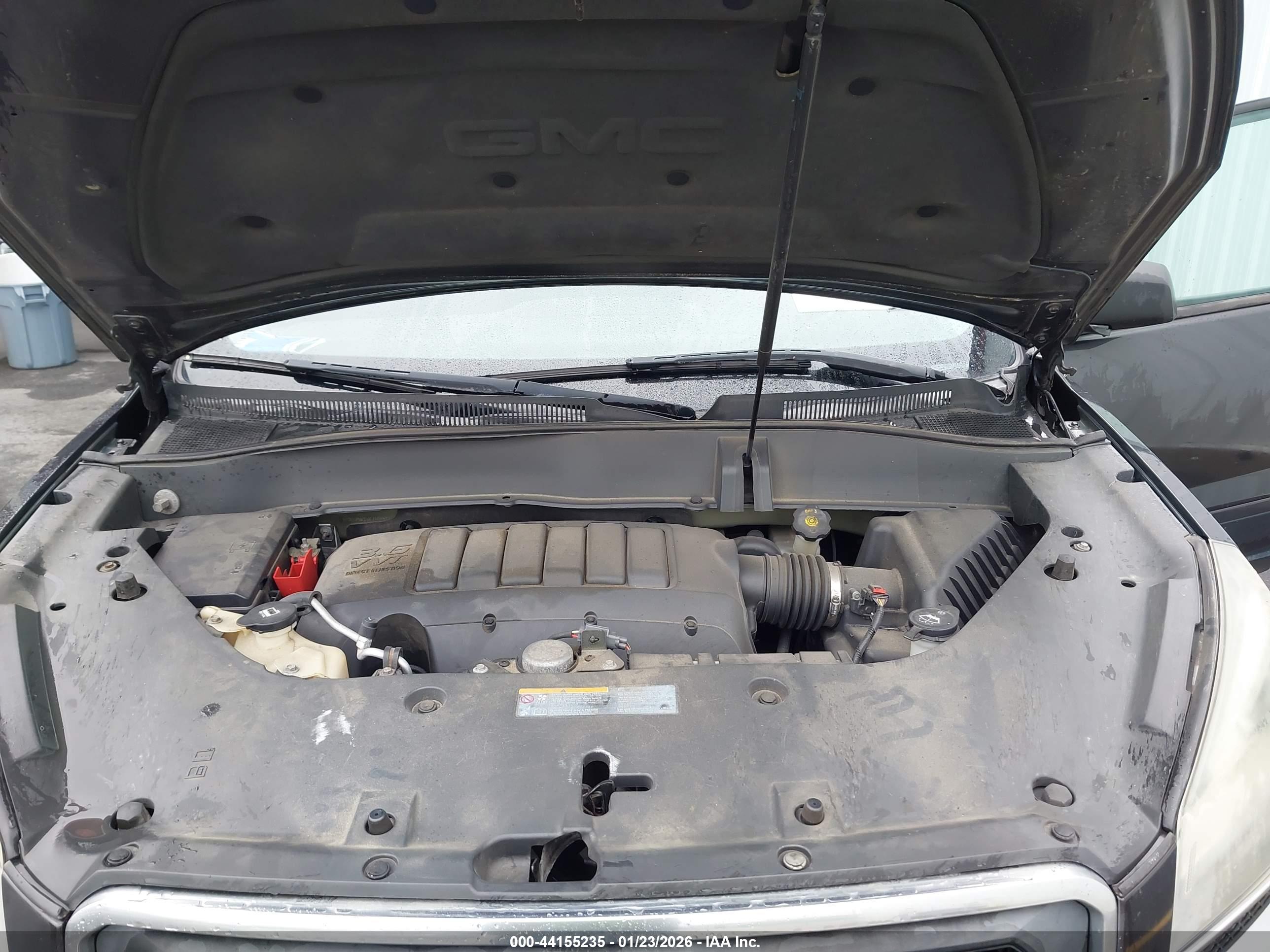 GMC ACADIA image 10