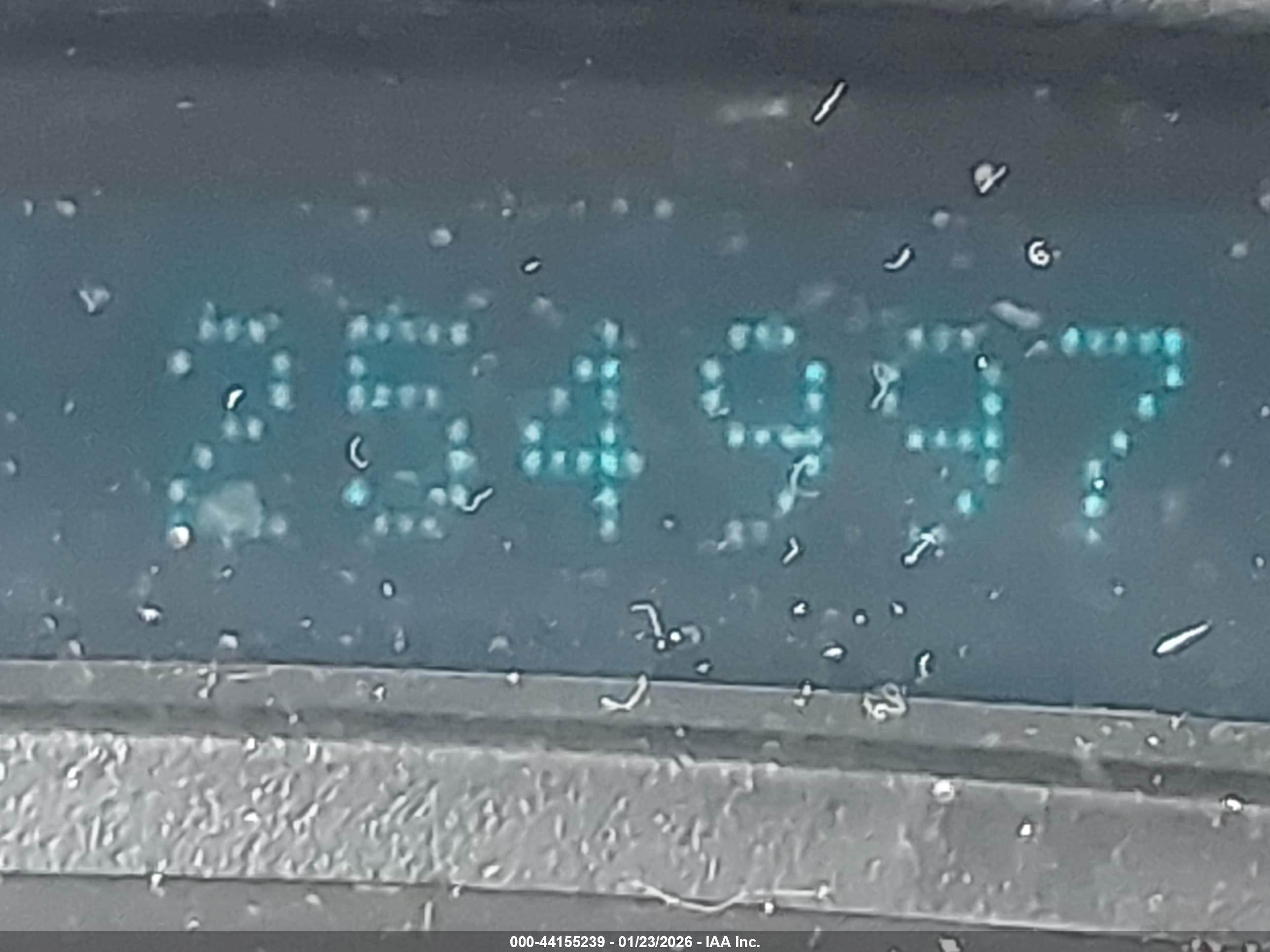 CHEVROLET SILVERADO image 7