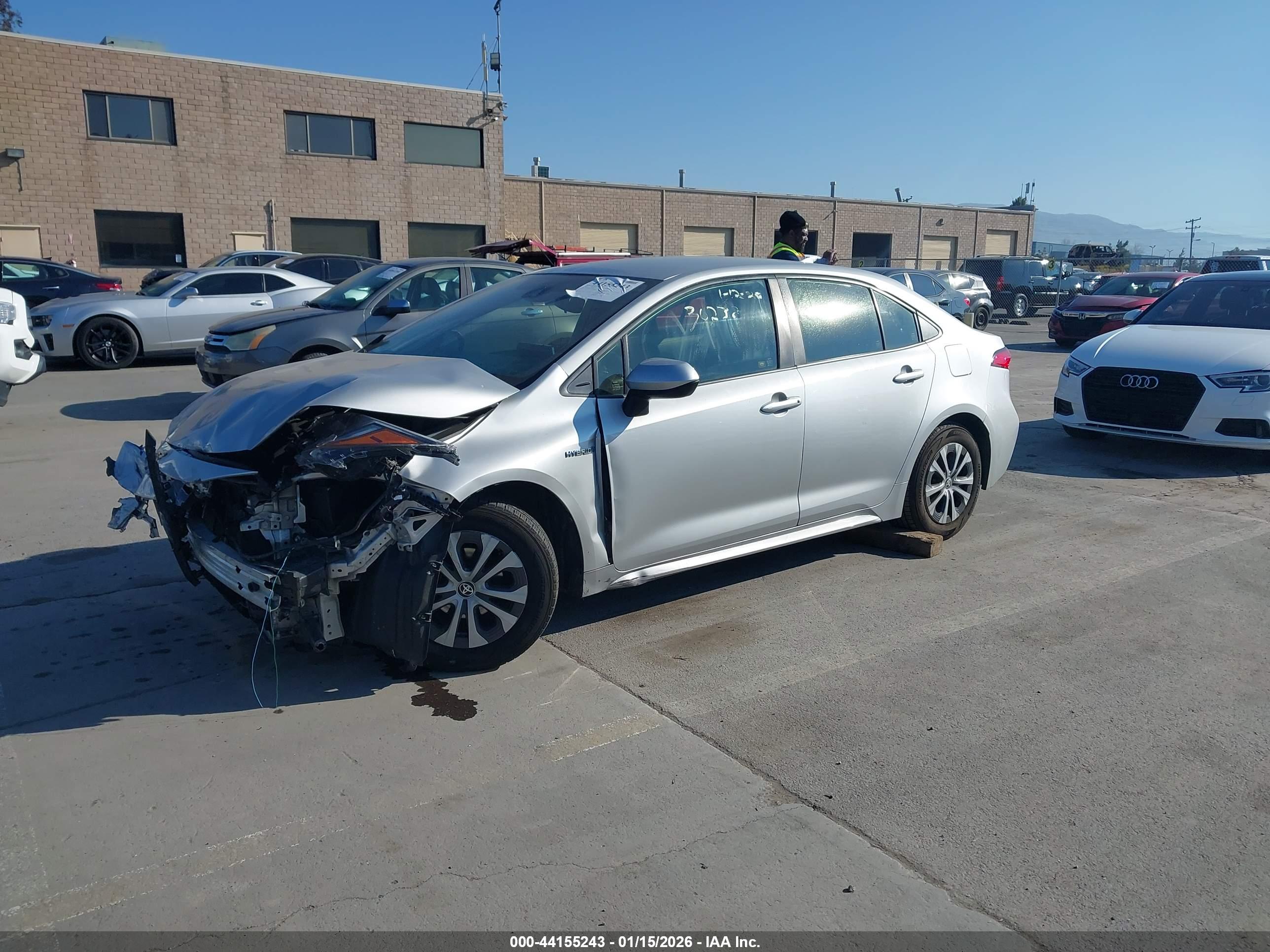 TOYOTA COROLLA image 2
