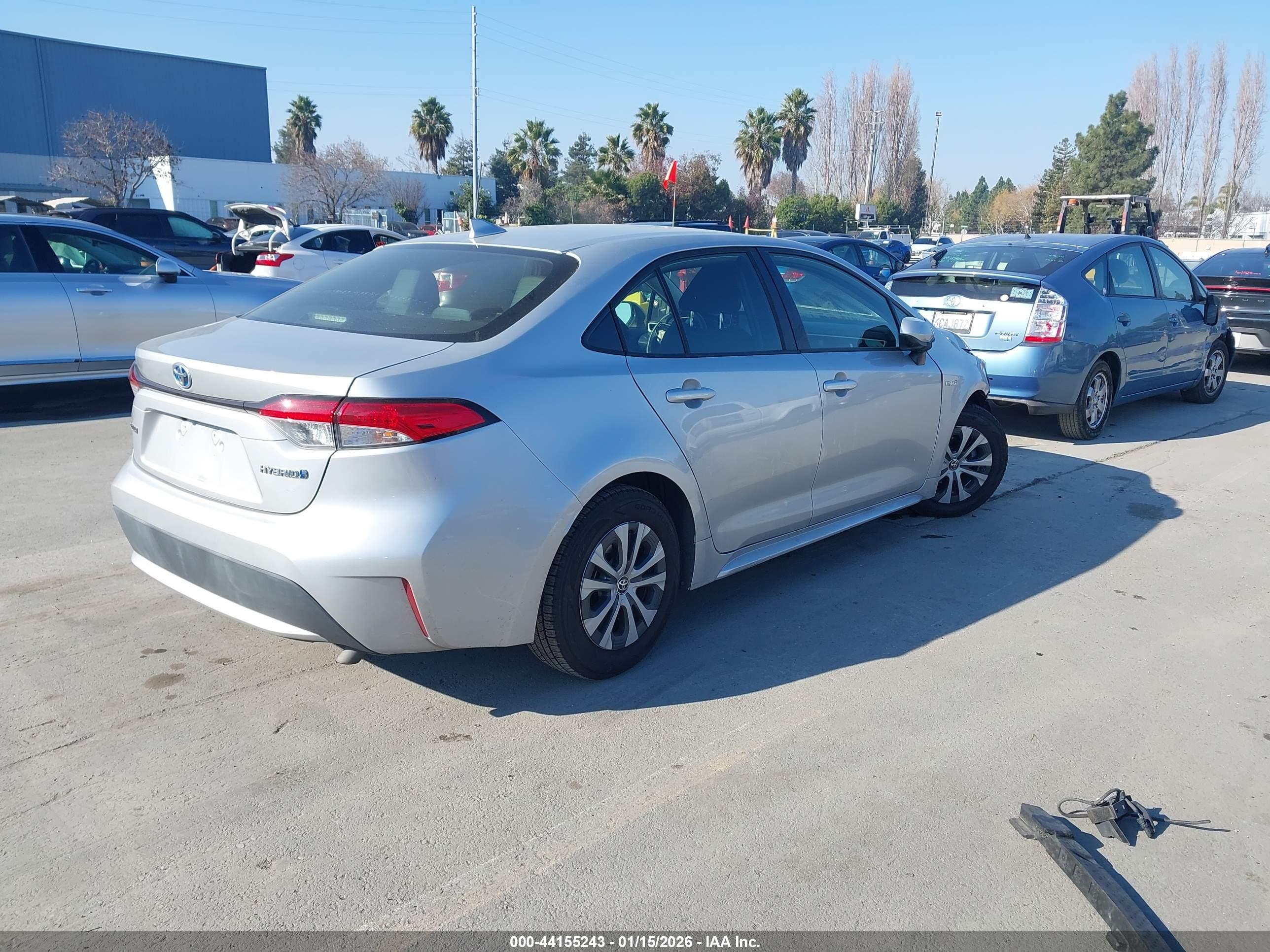 TOYOTA COROLLA image 4