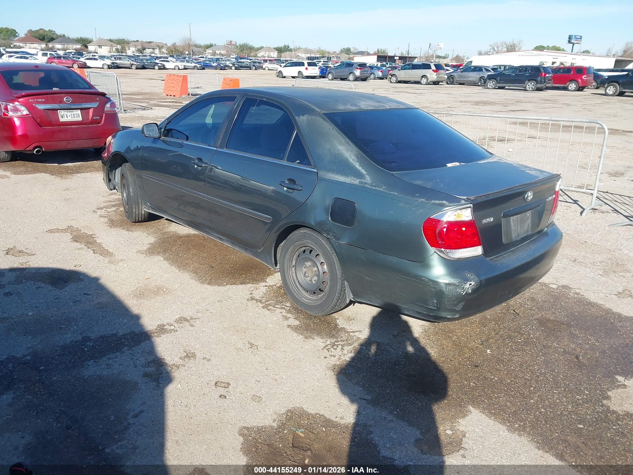 TOYOTA CAMRY image 3