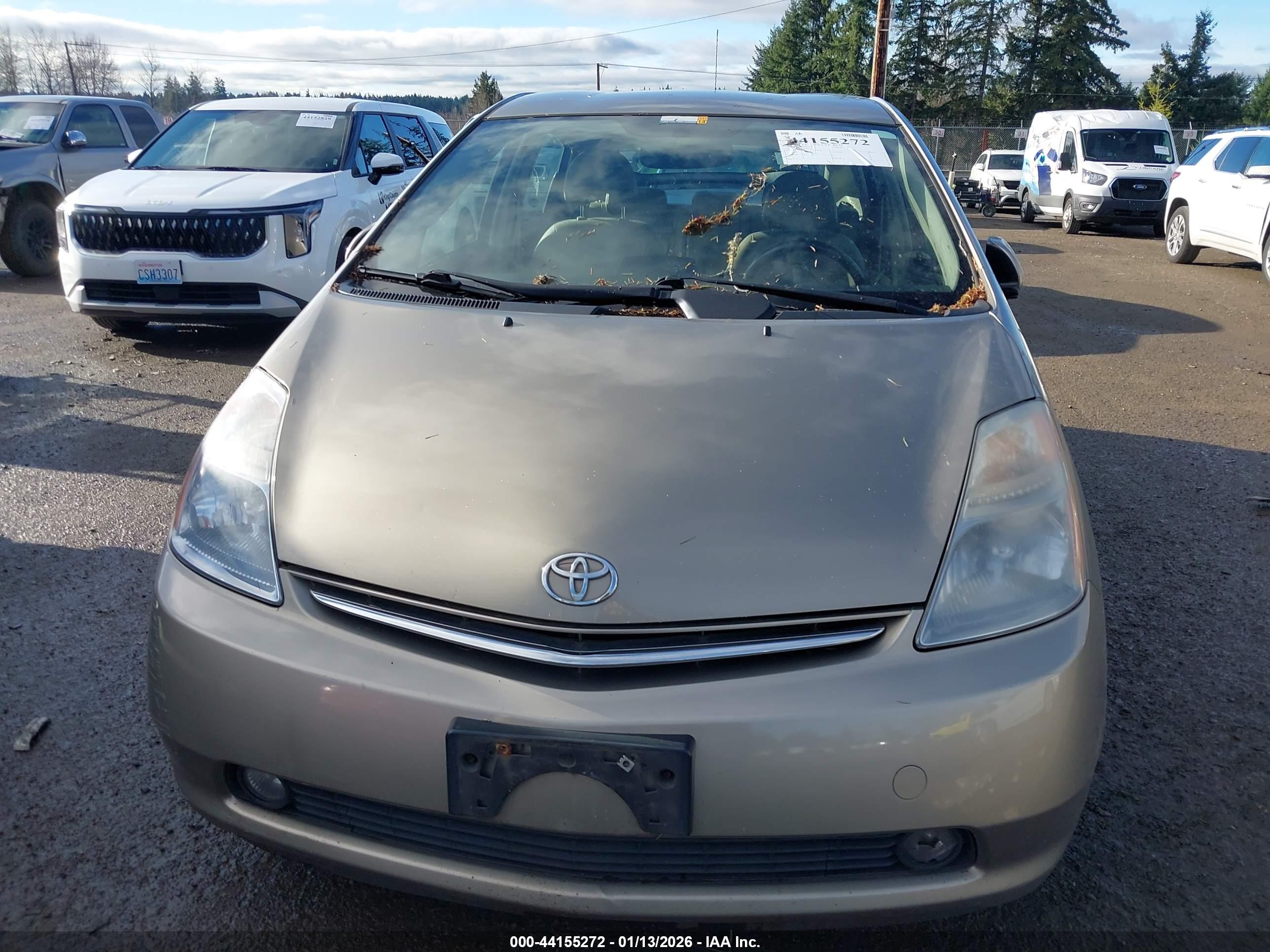 TOYOTA PRIUS image 6