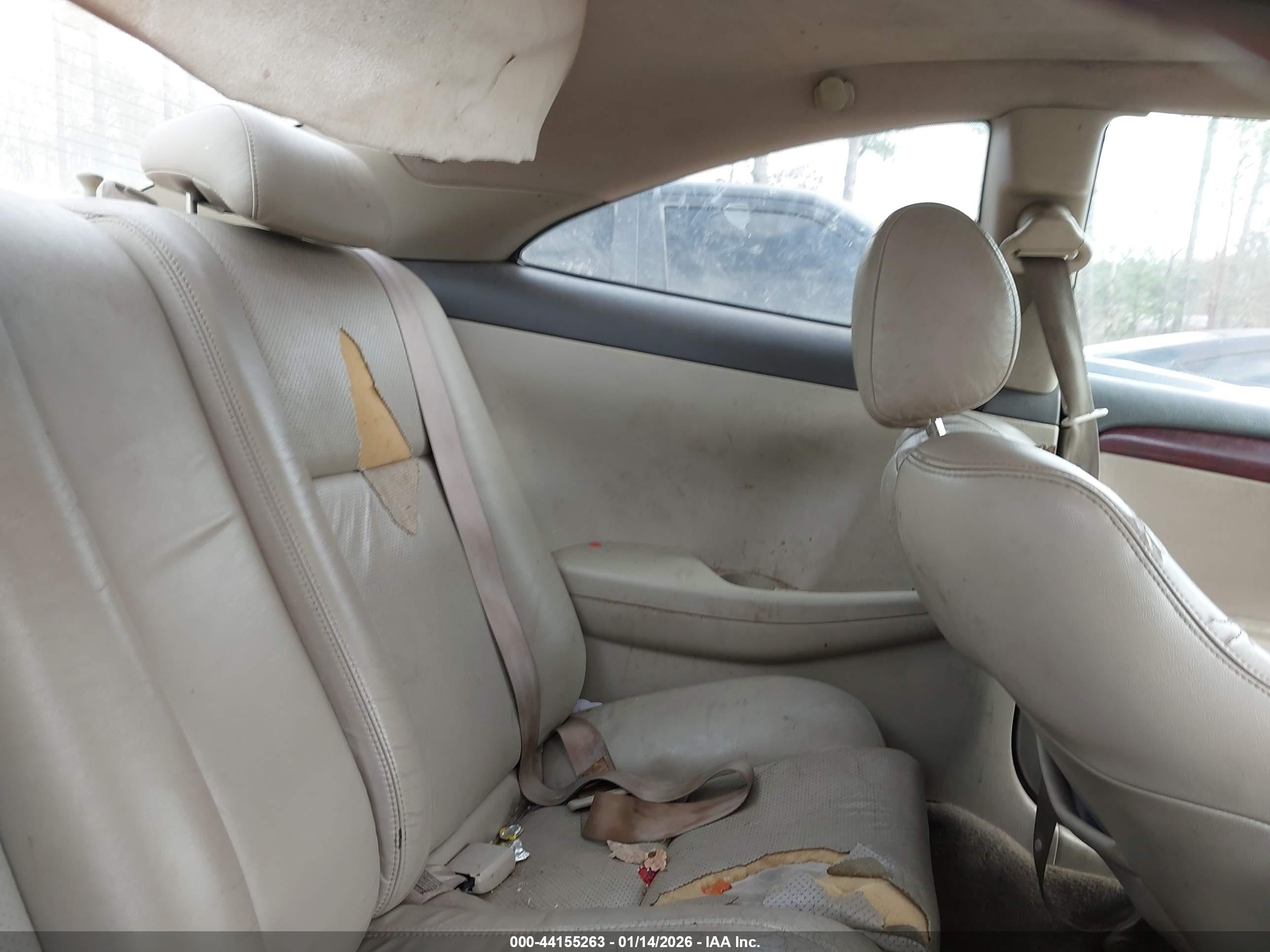 TOYOTA CAMRY image 8