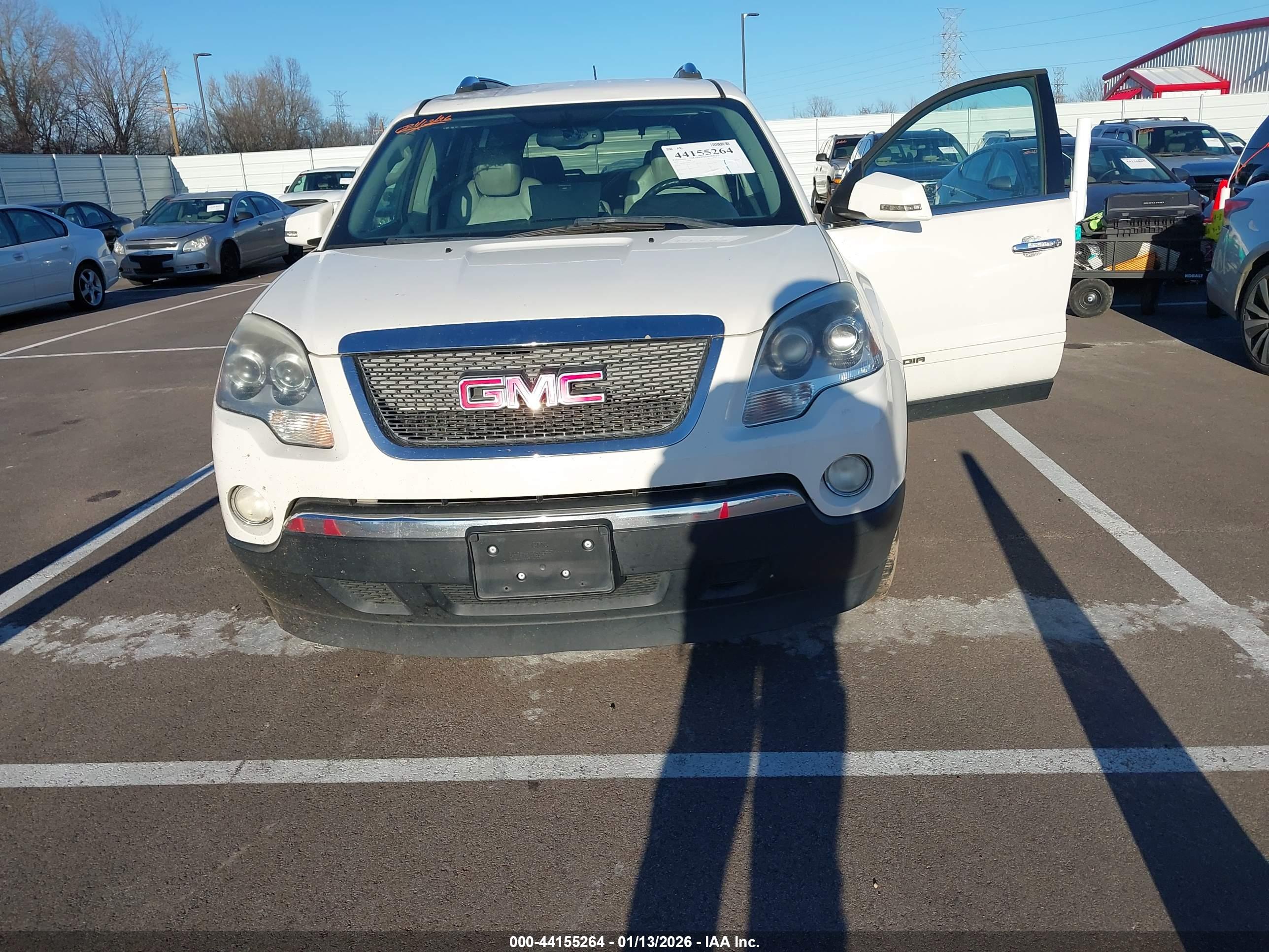 GMC ACADIA image 6
