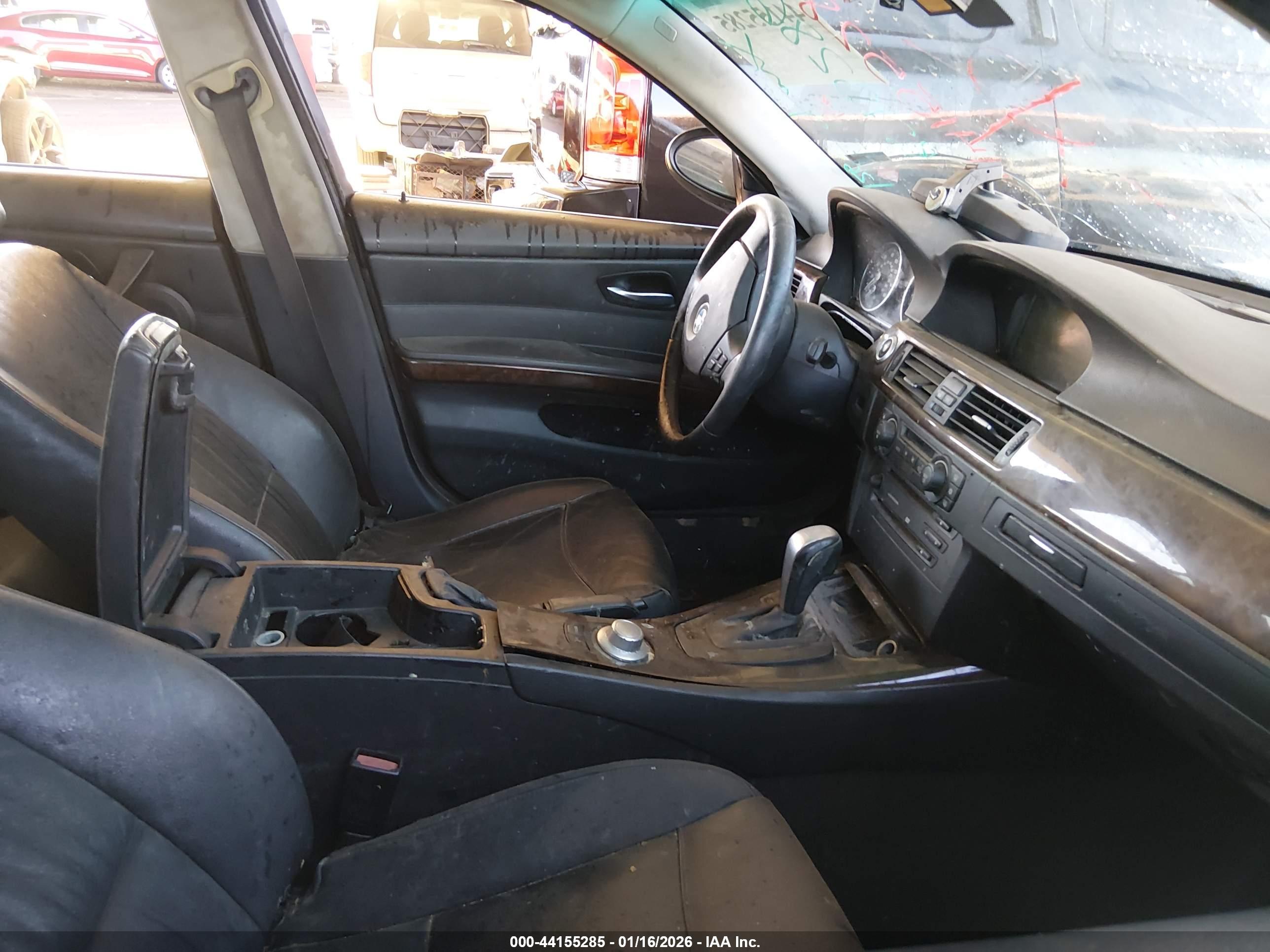 BMW 330I image 5