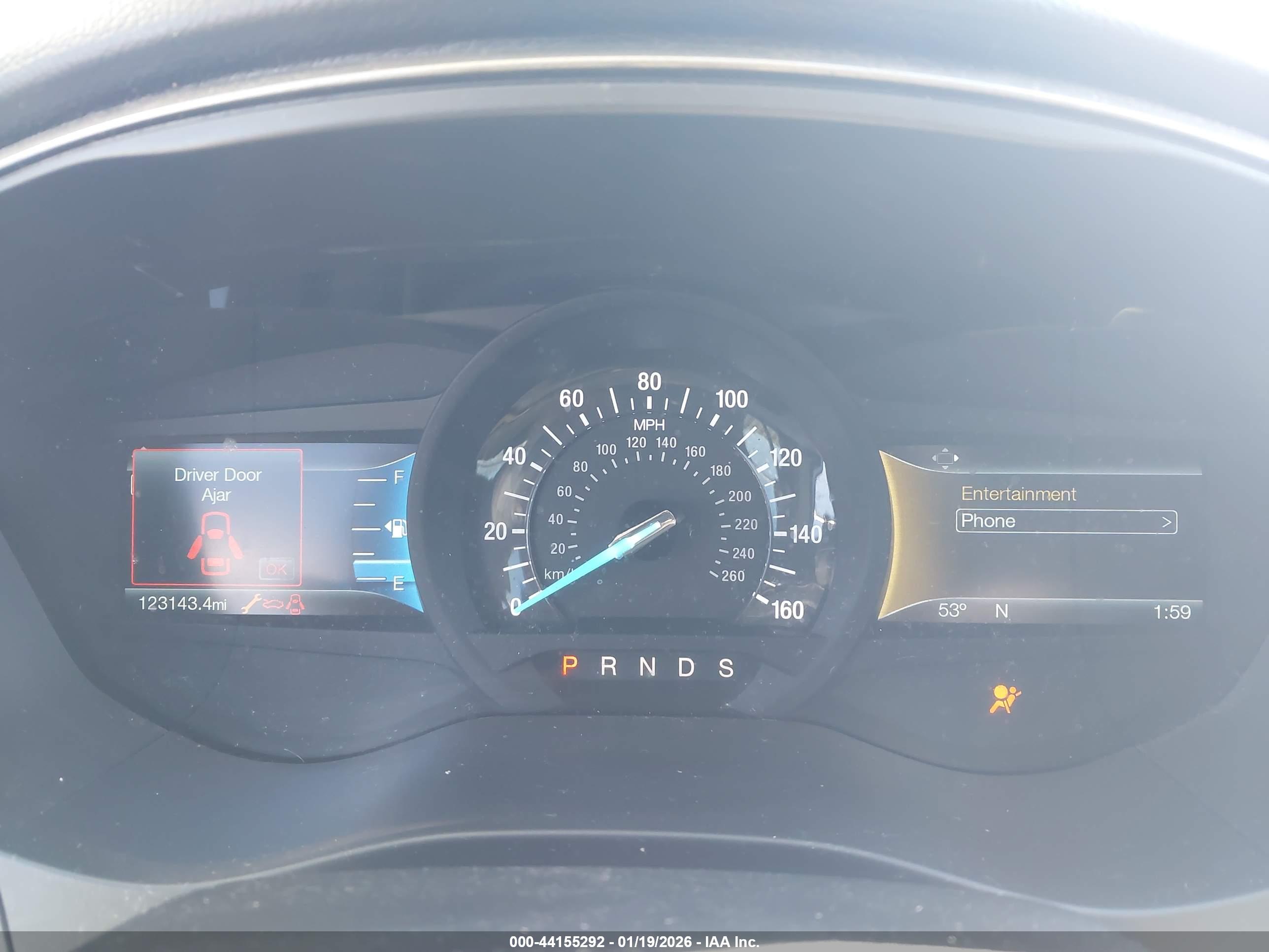 FORD FUSION image 7