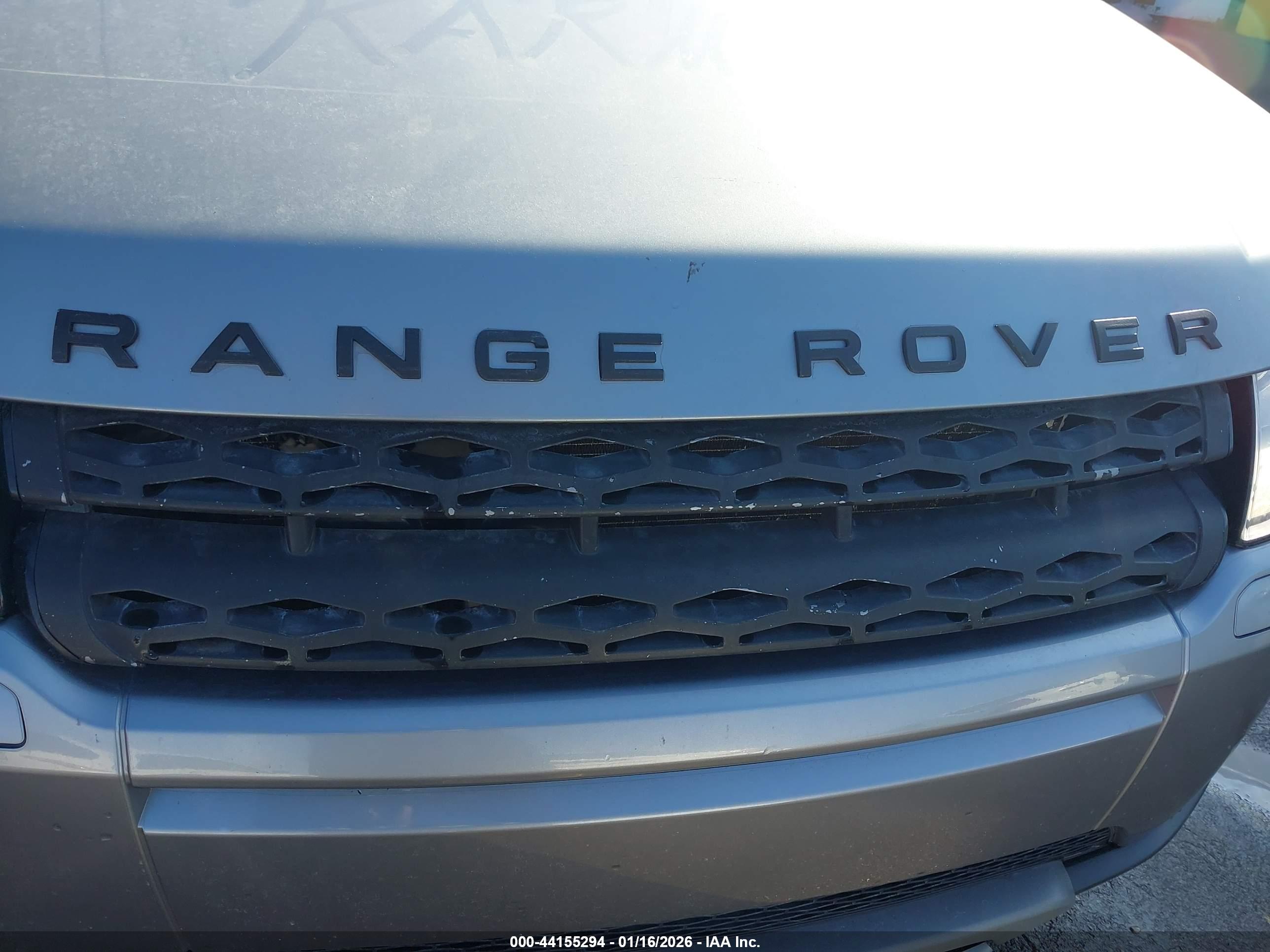 LAND ROVER image 6