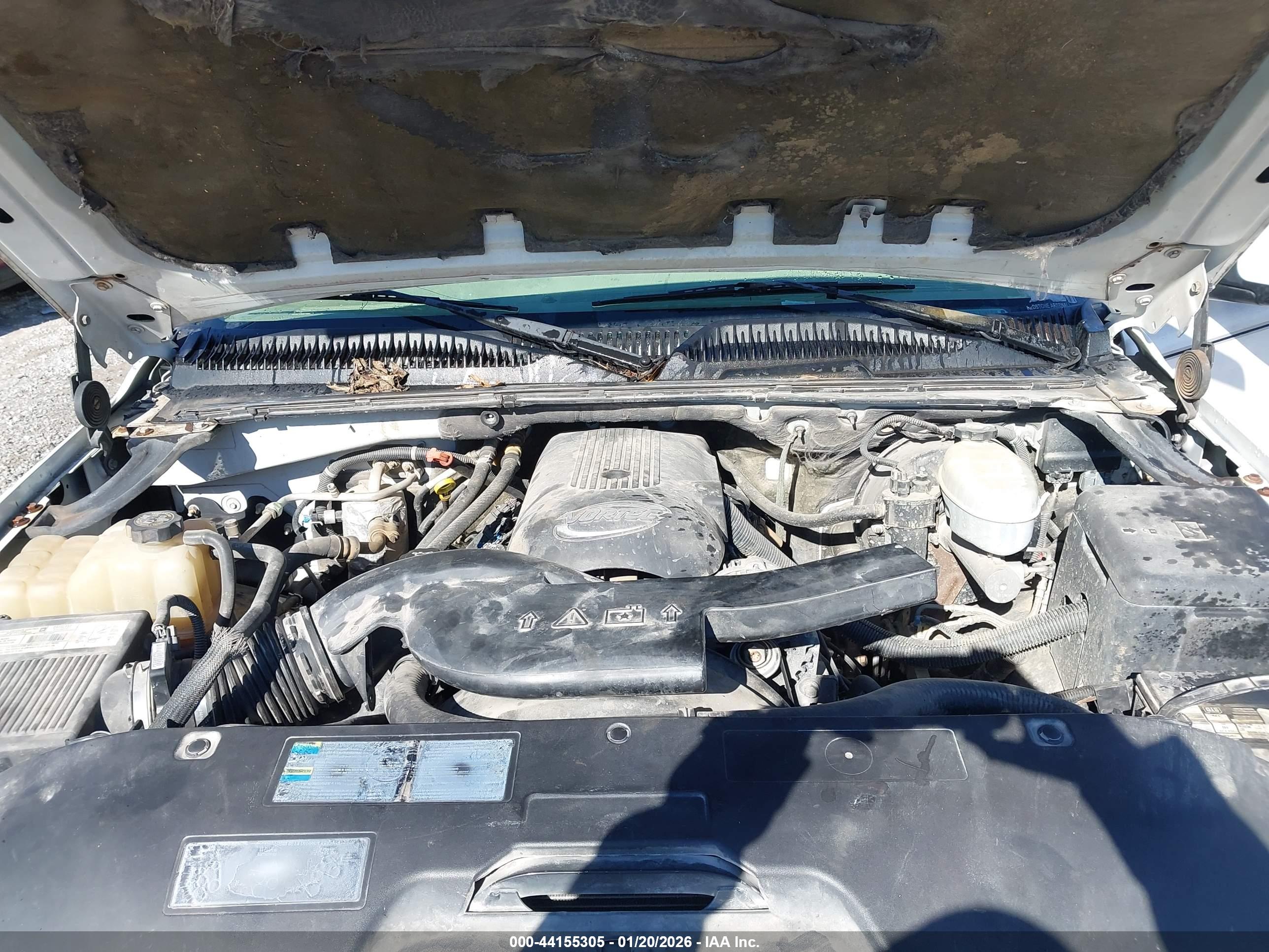 CHEVROLET SUBURBAN image 10