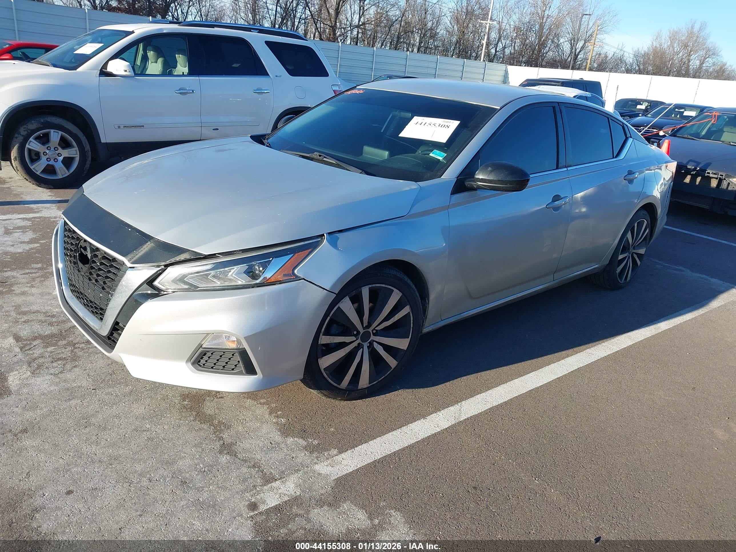 NISSAN ALTIMA image 2