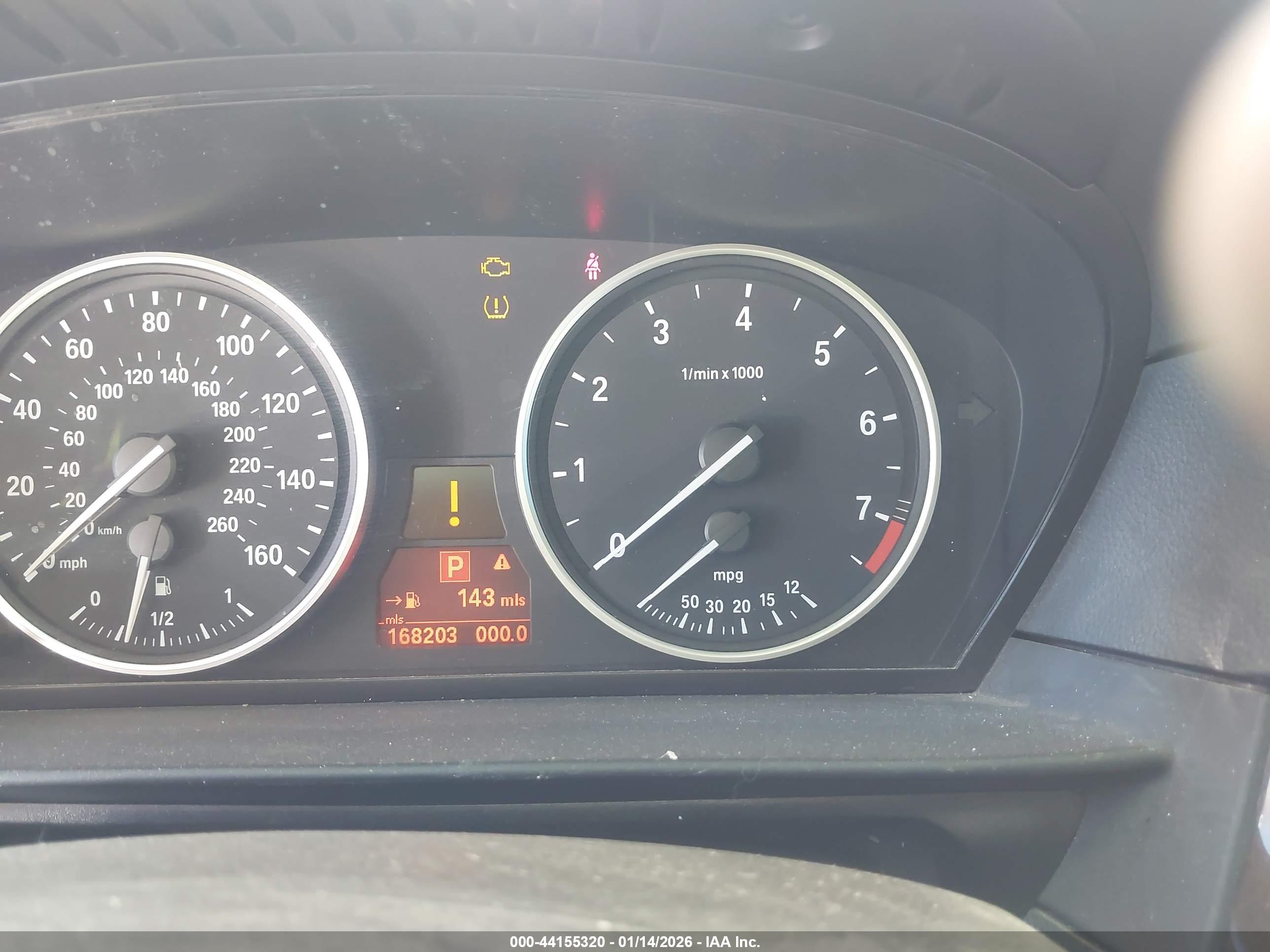 BMW 528I image 7