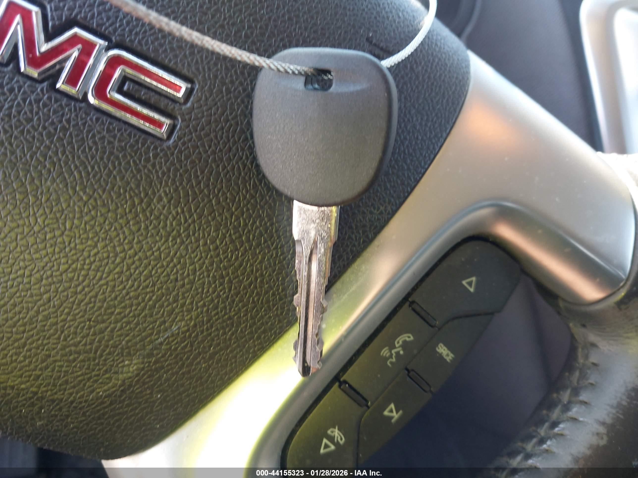 GMC ACADIA image 11