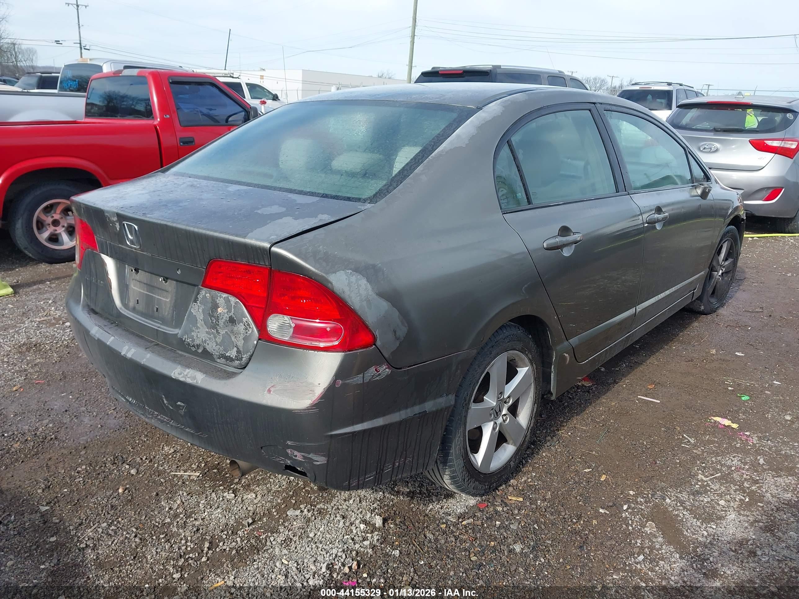 HONDA CIVIC image 4