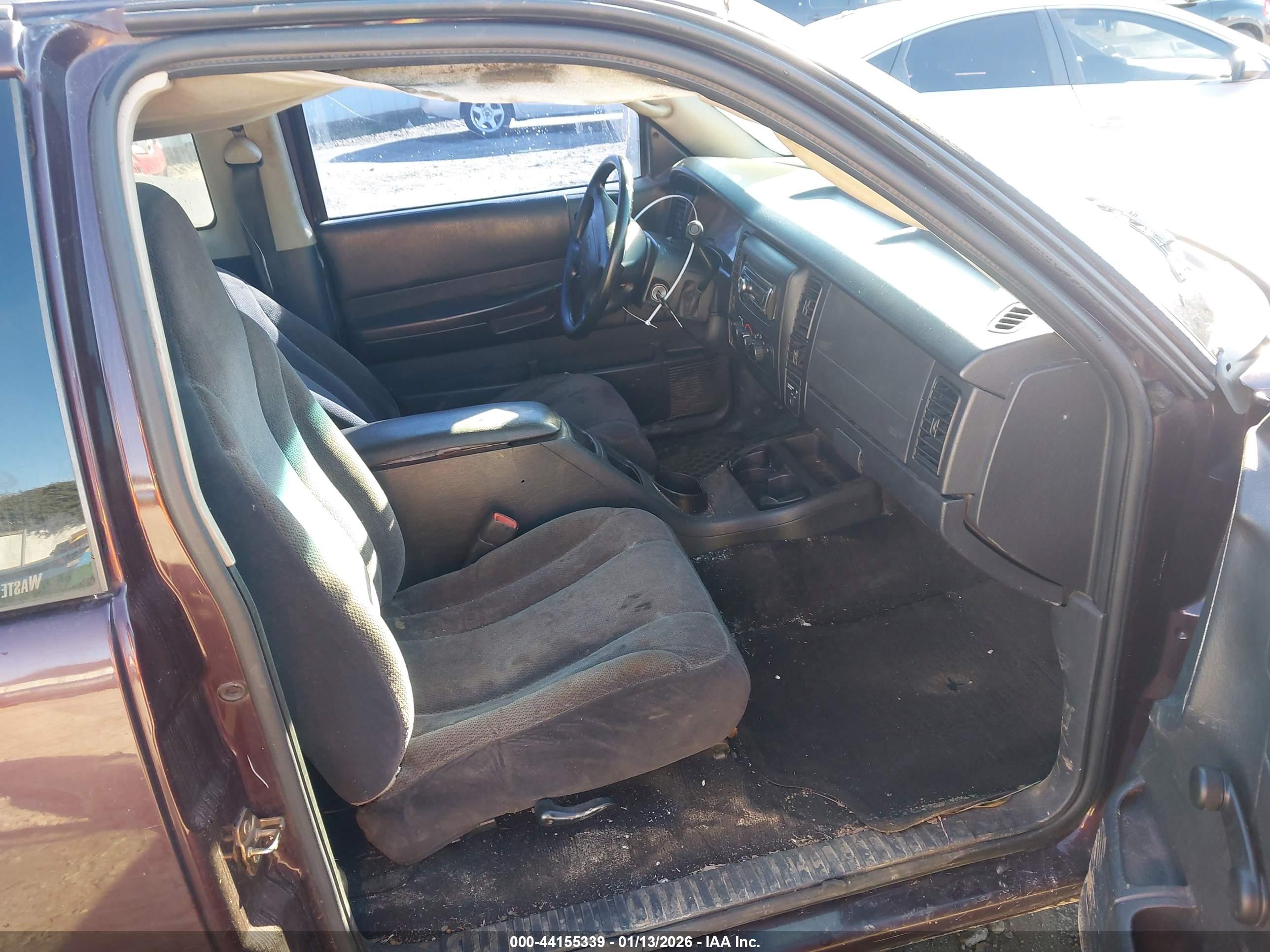 DODGE DAKOTA image 5