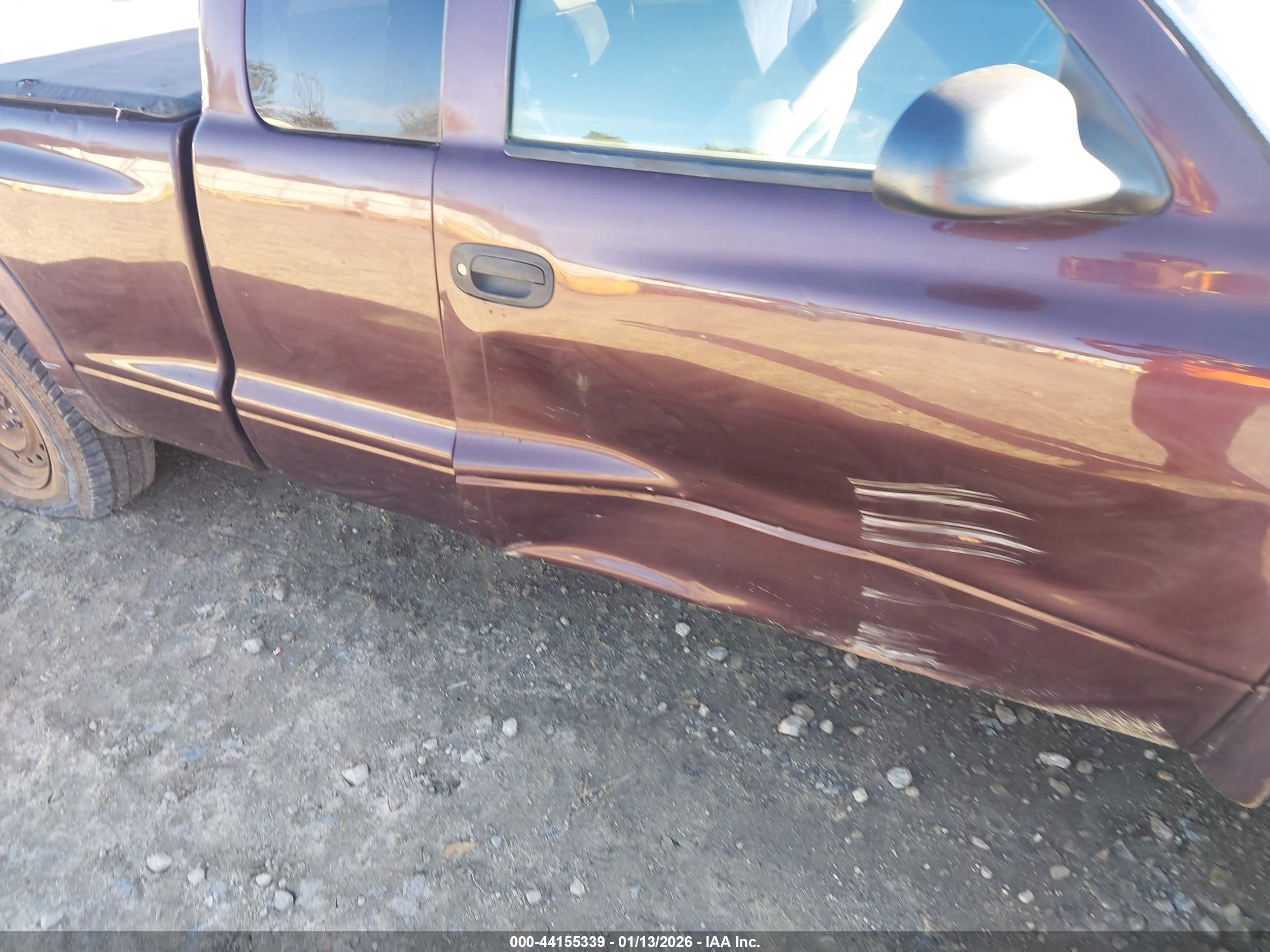 DODGE DAKOTA image 6