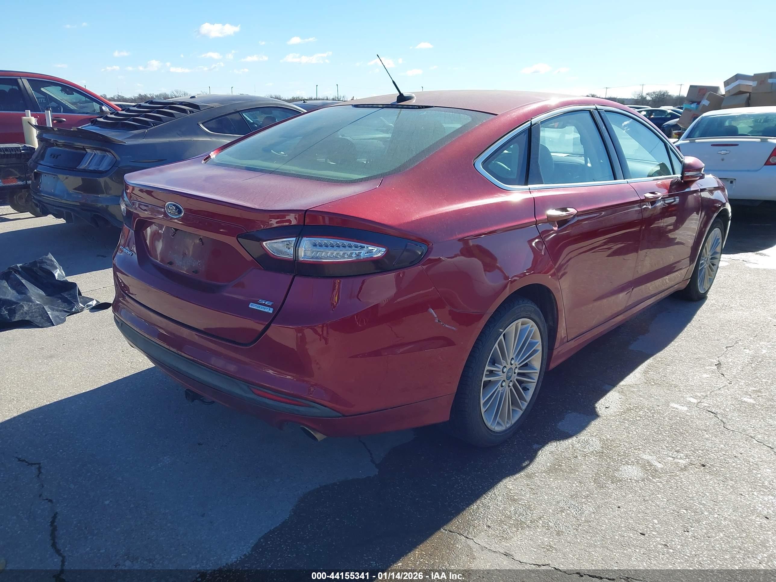 FORD FUSION image 4