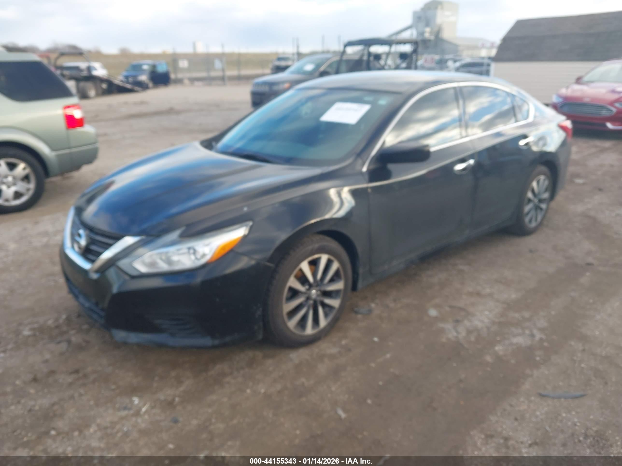 NISSAN ALTIMA image 2