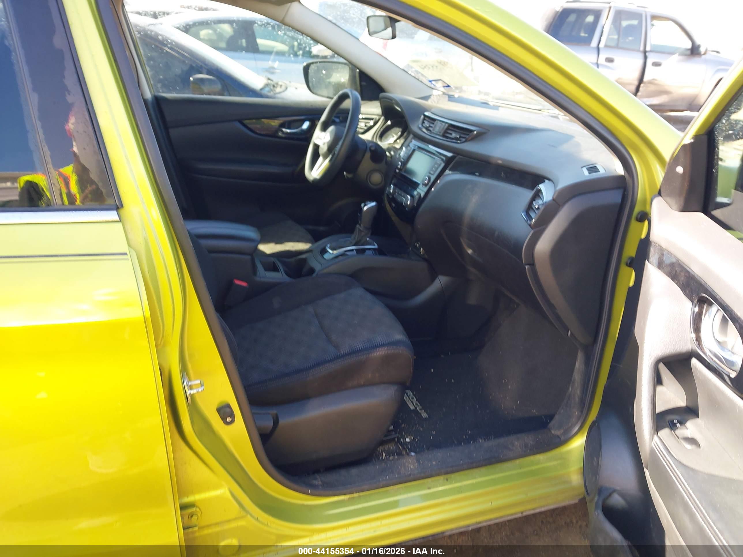 NISSAN ROGUE image 5
