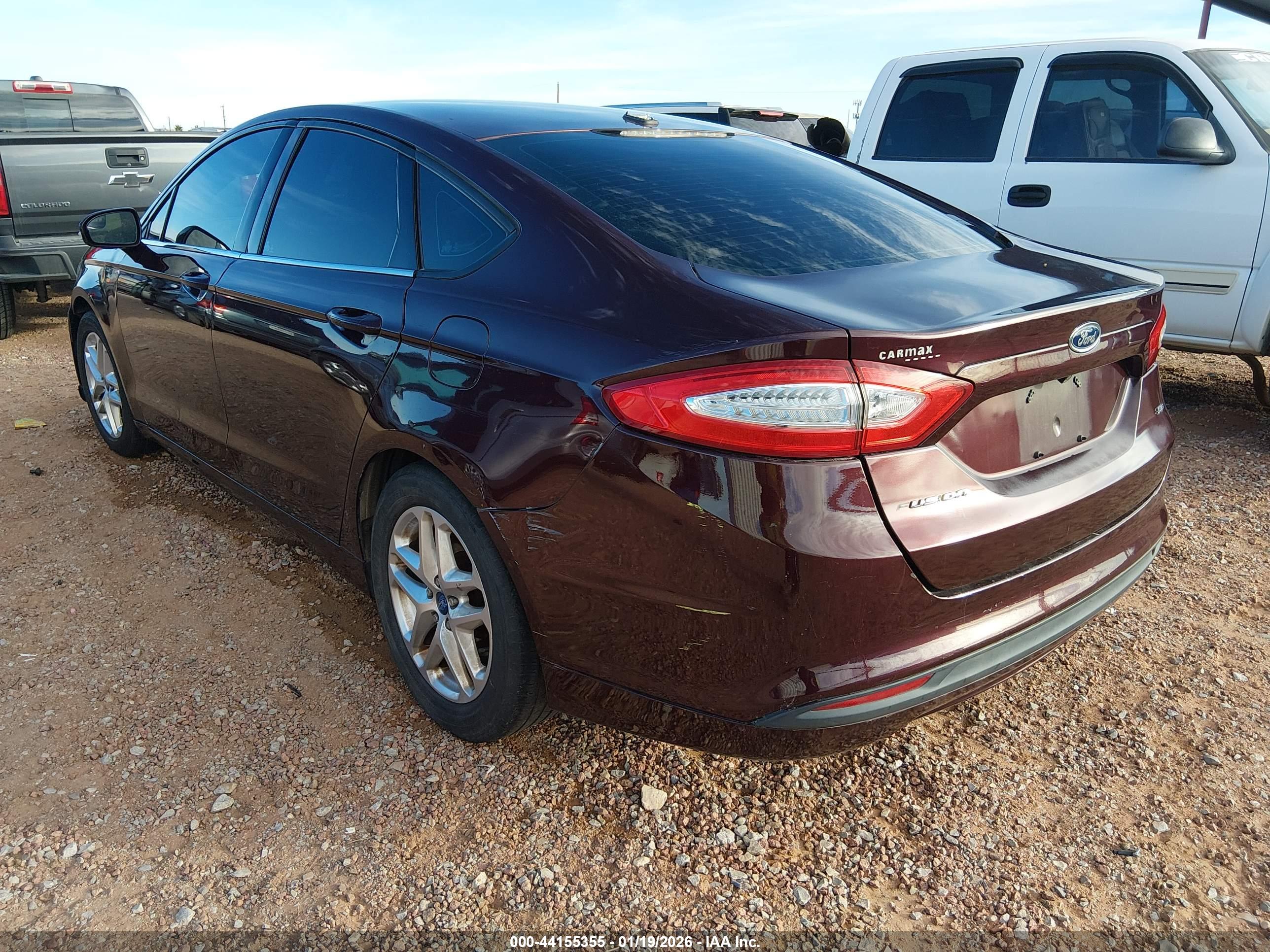 FORD FUSION image 3