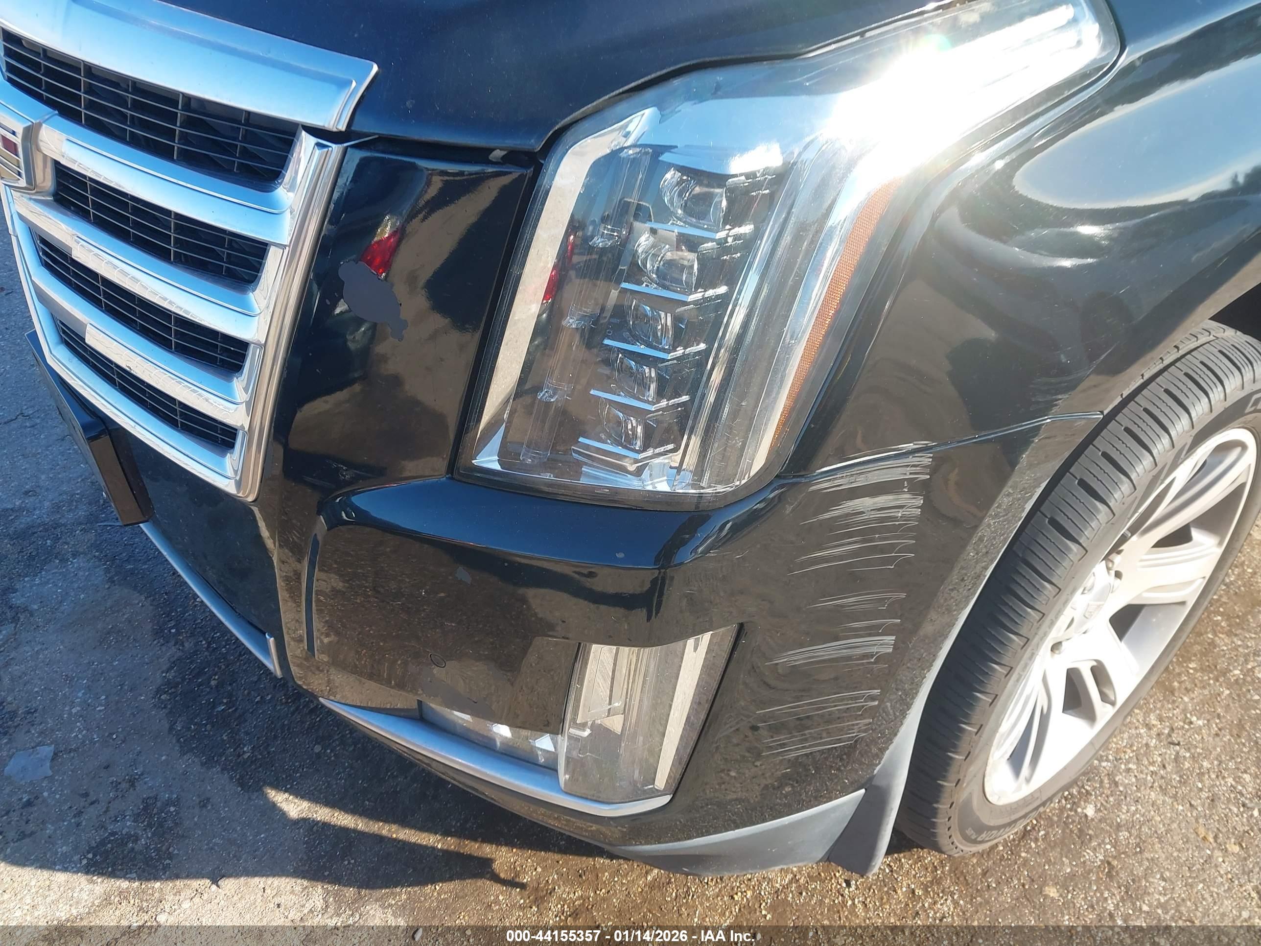 CADILLAC ESCALADE image 6