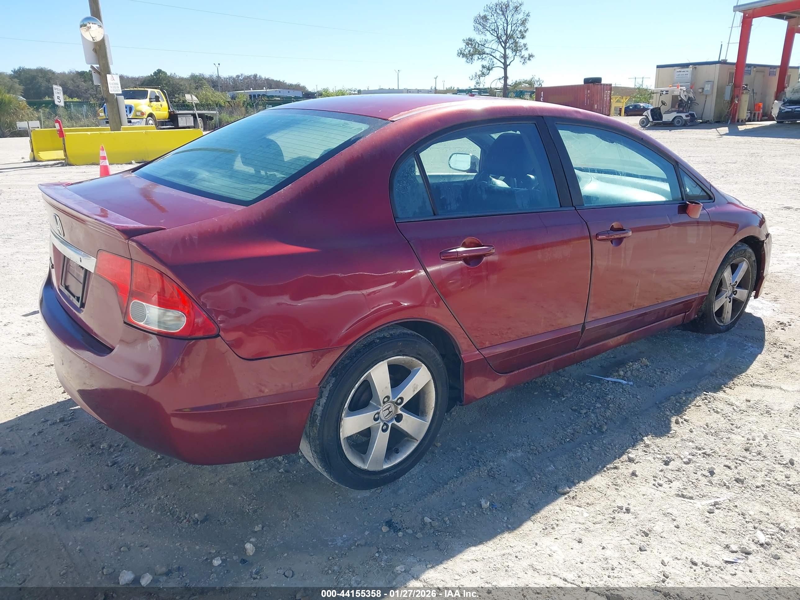 HONDA CIVIC image 4