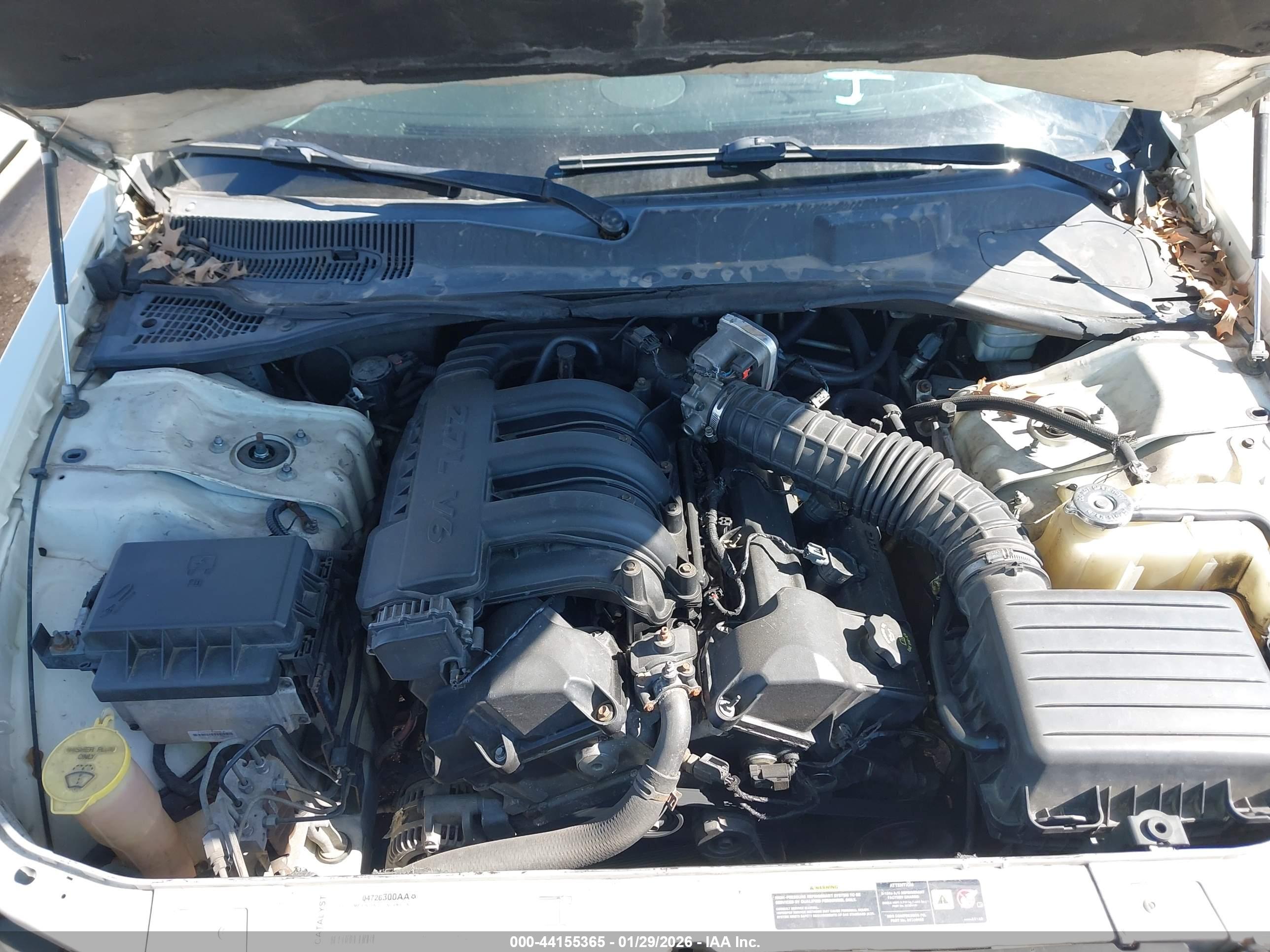 CHRYSLER 300 image 10