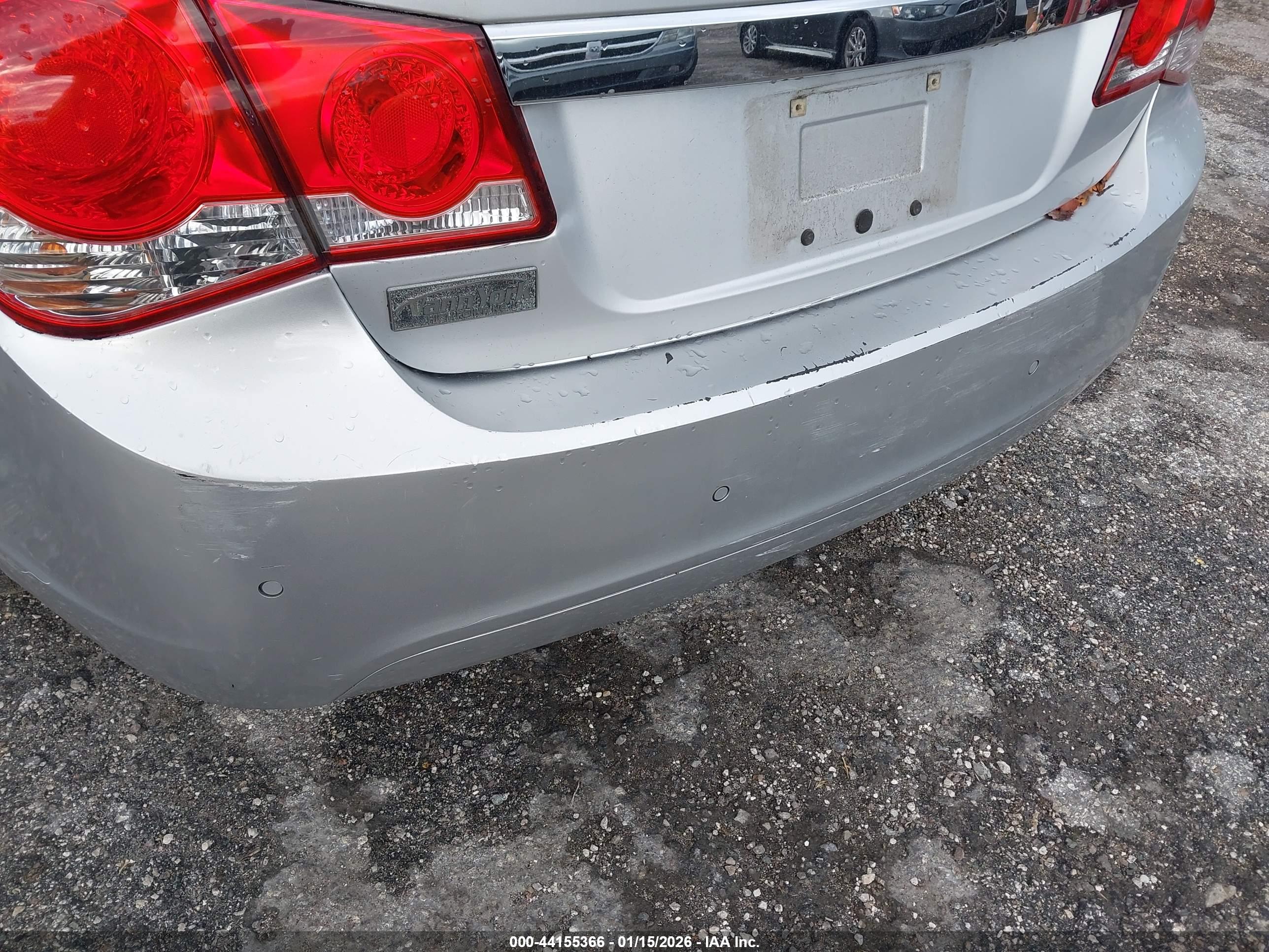 CHEVROLET CRUZE image 6