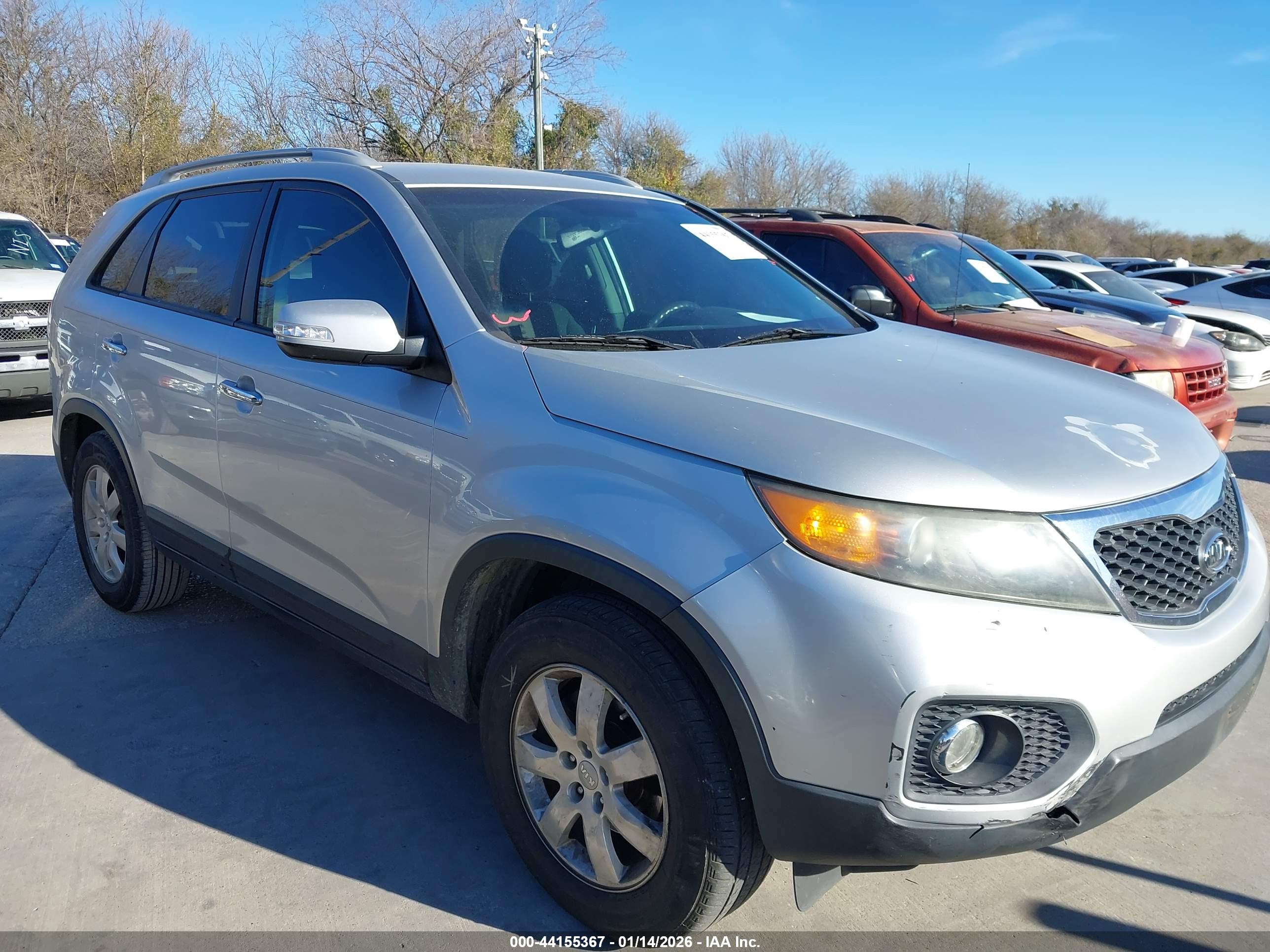 KIA SORENTO image 6