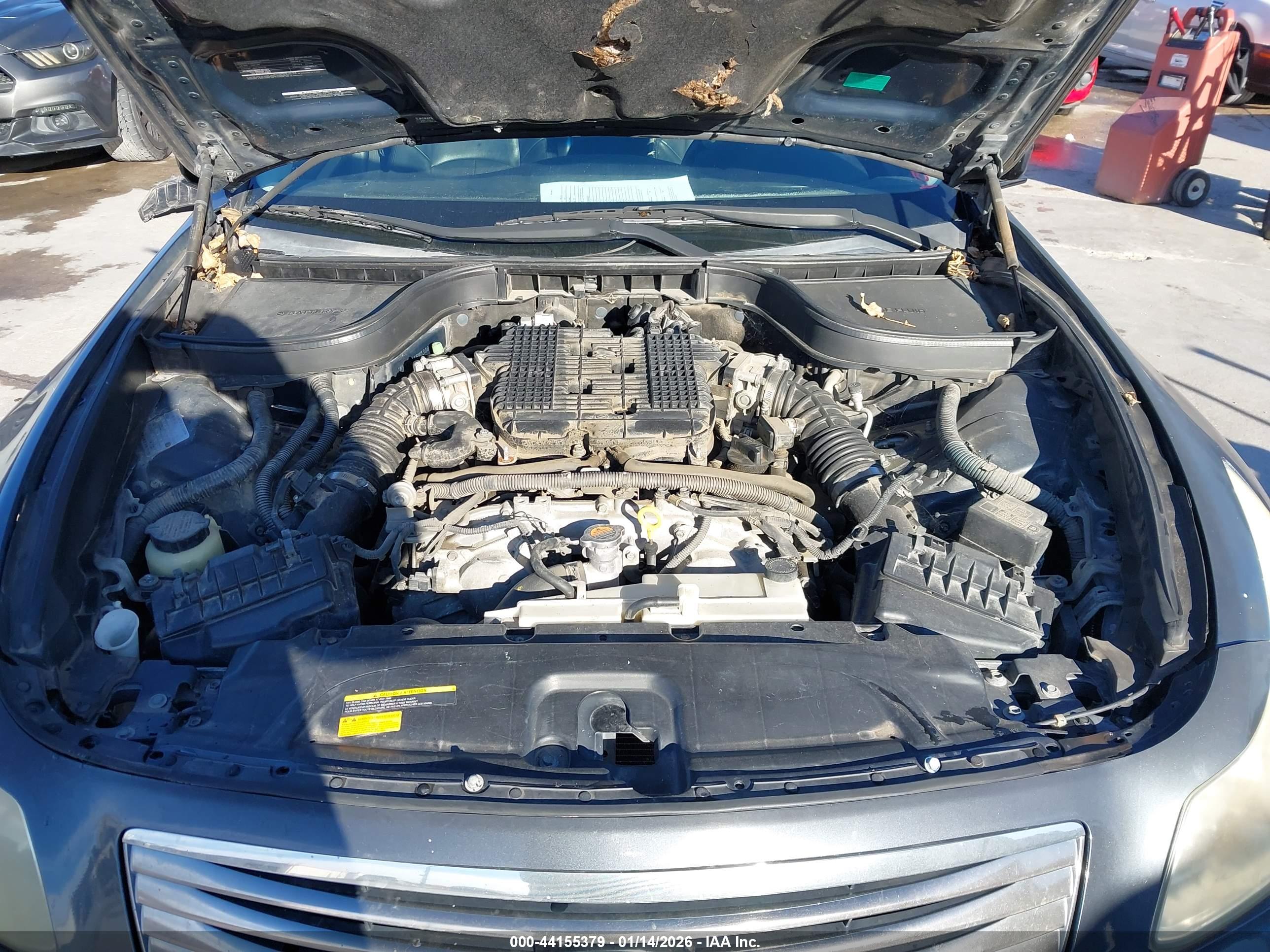 INFINITI G37 image 10