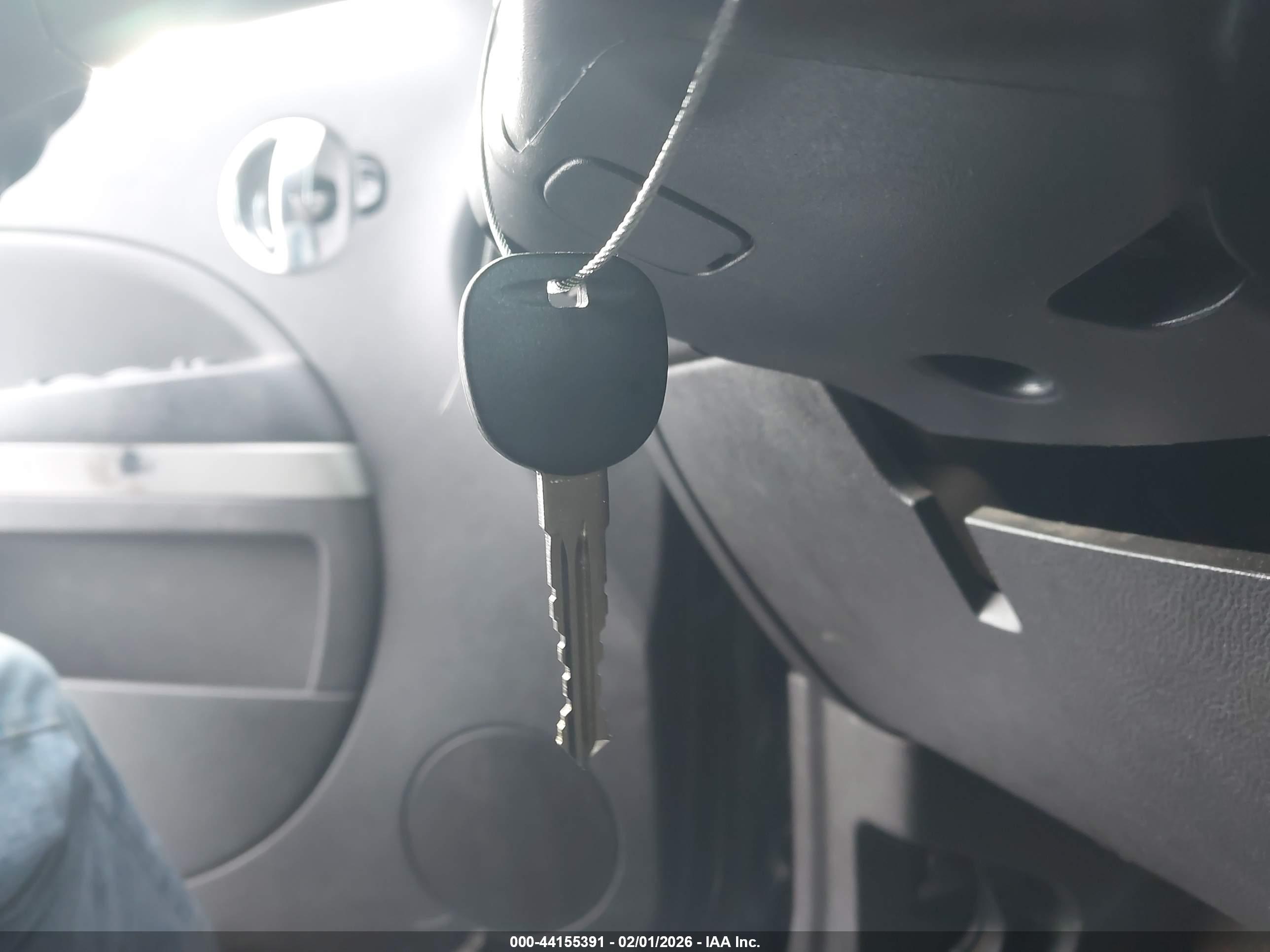 CHEVROLET HHR image 11