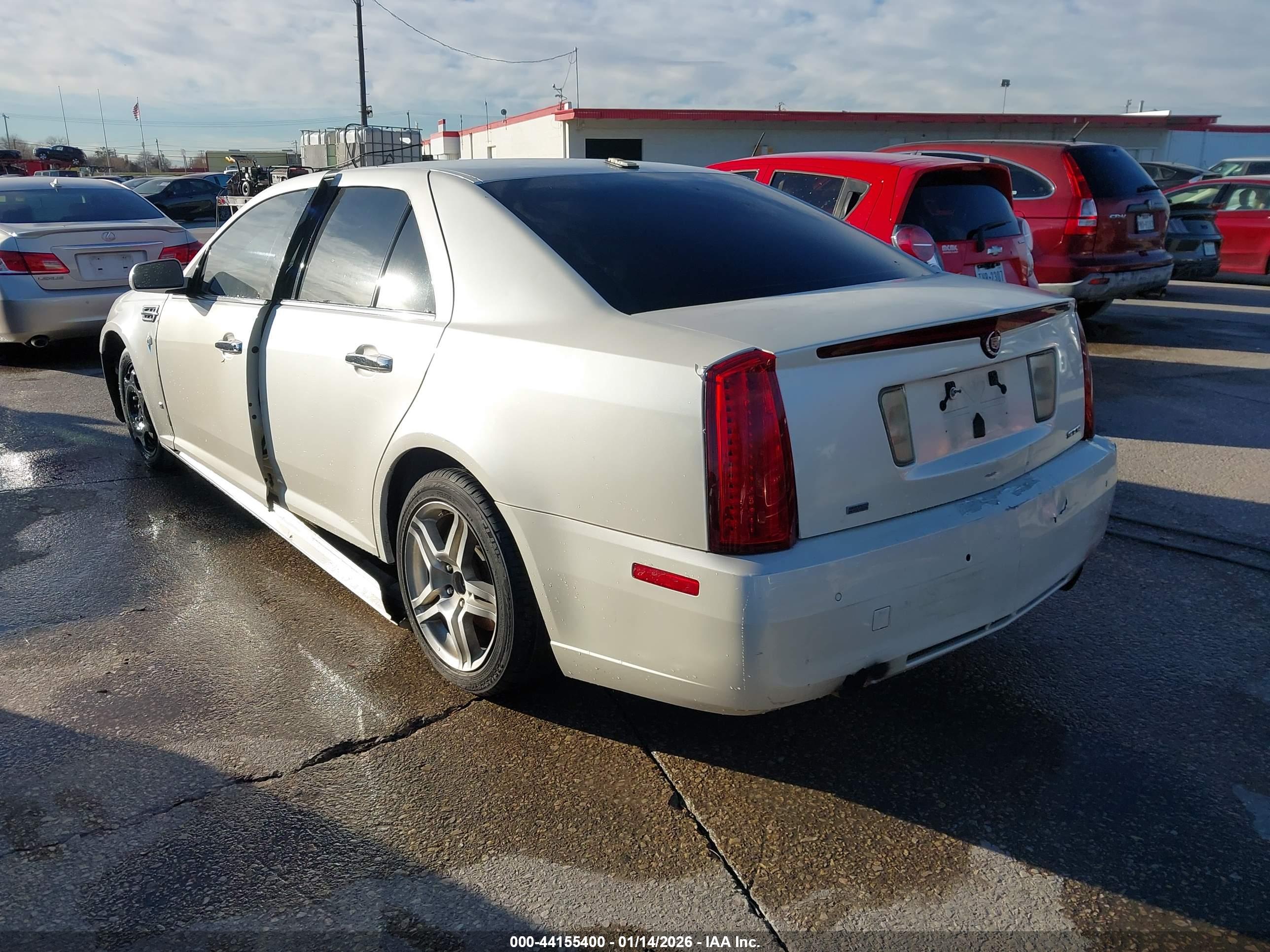CADILLAC STS image 3