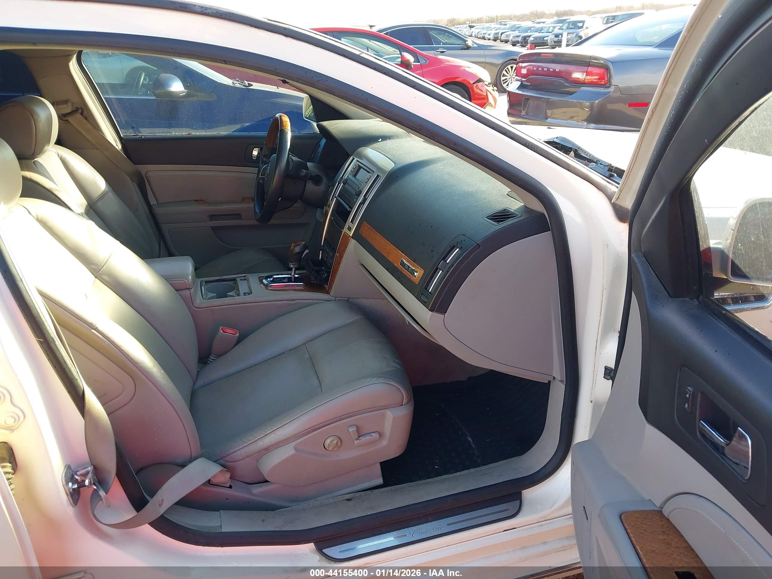 CADILLAC STS image 5