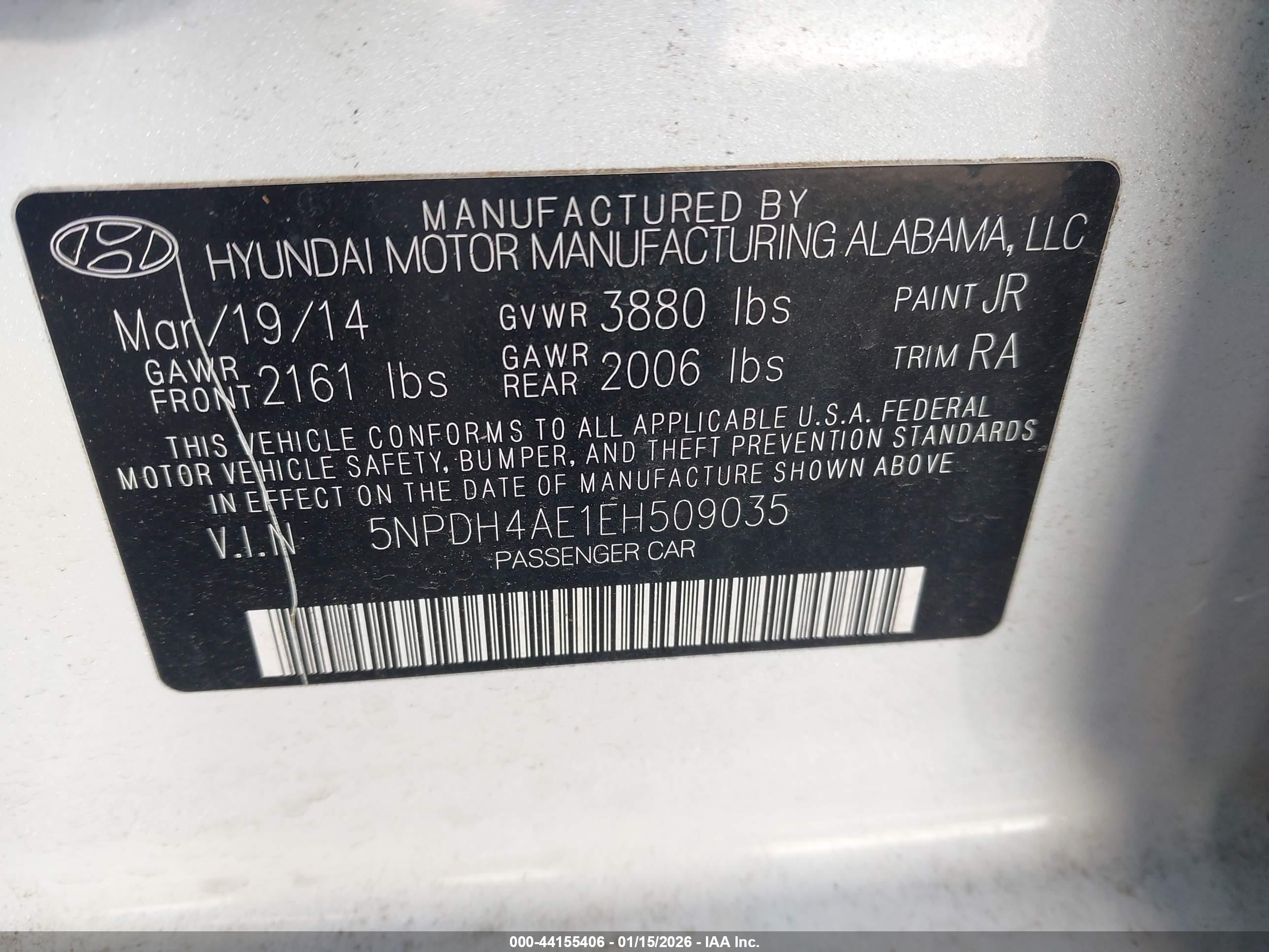 HYUNDAI ELANTRA image 9