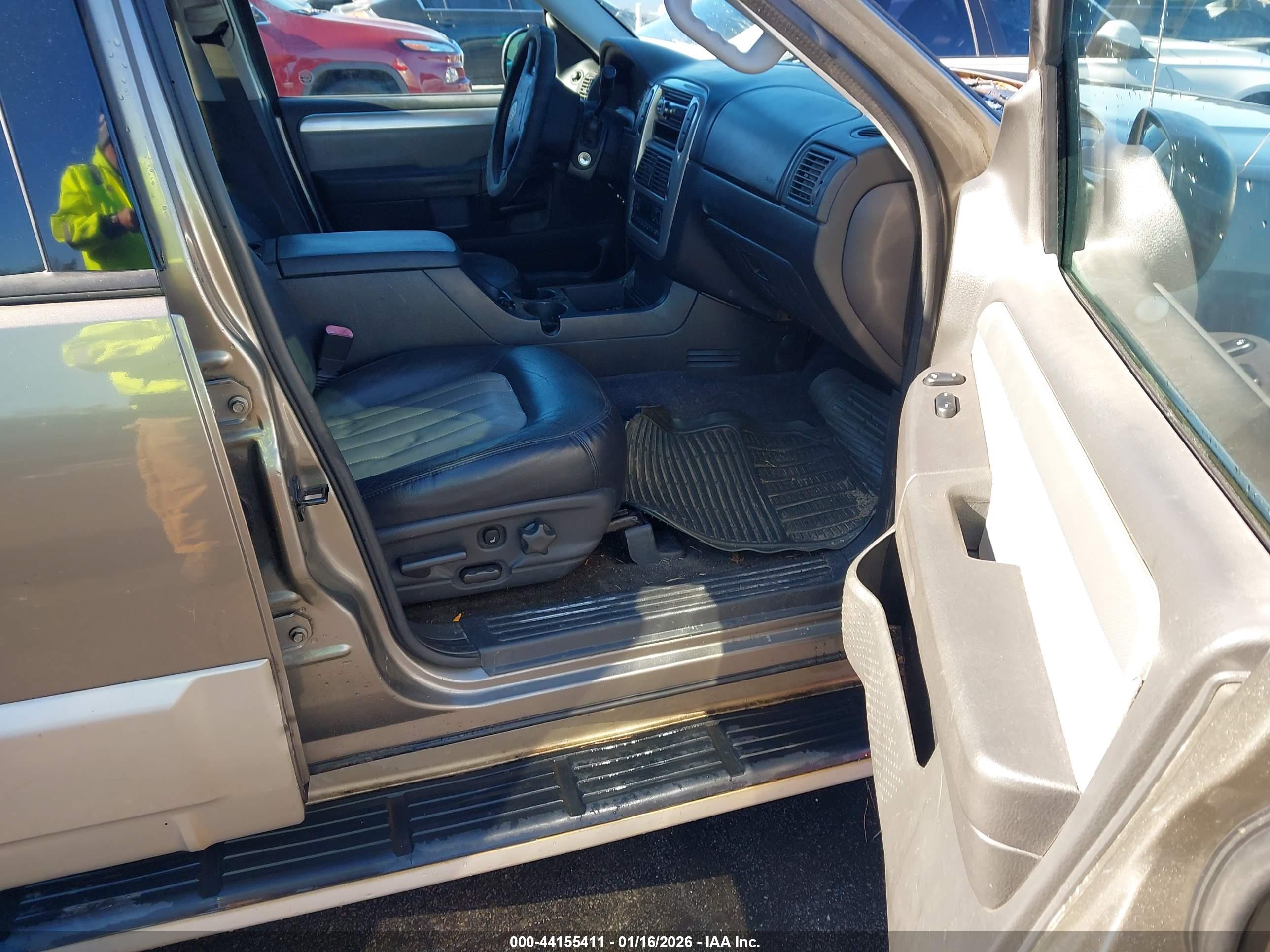 MERCURY MOUNTAINEER image 5