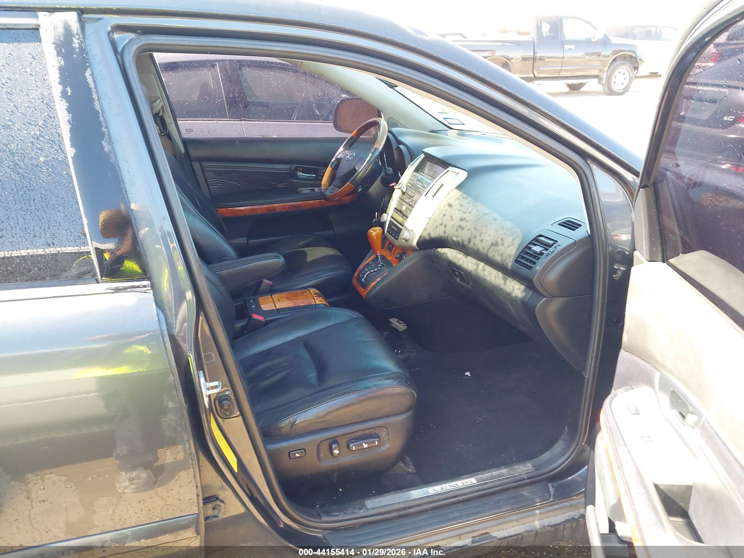 LEXUS RX image 5