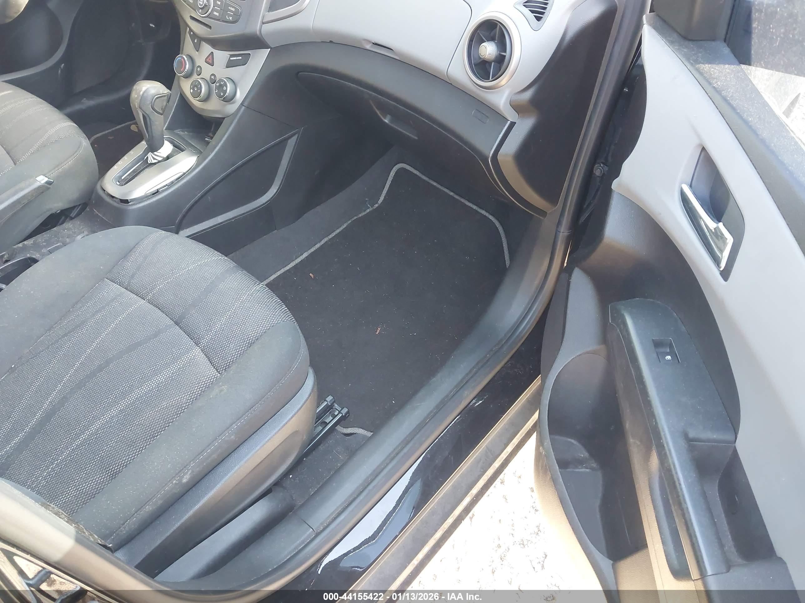 CHEVROLET SONIC image 5