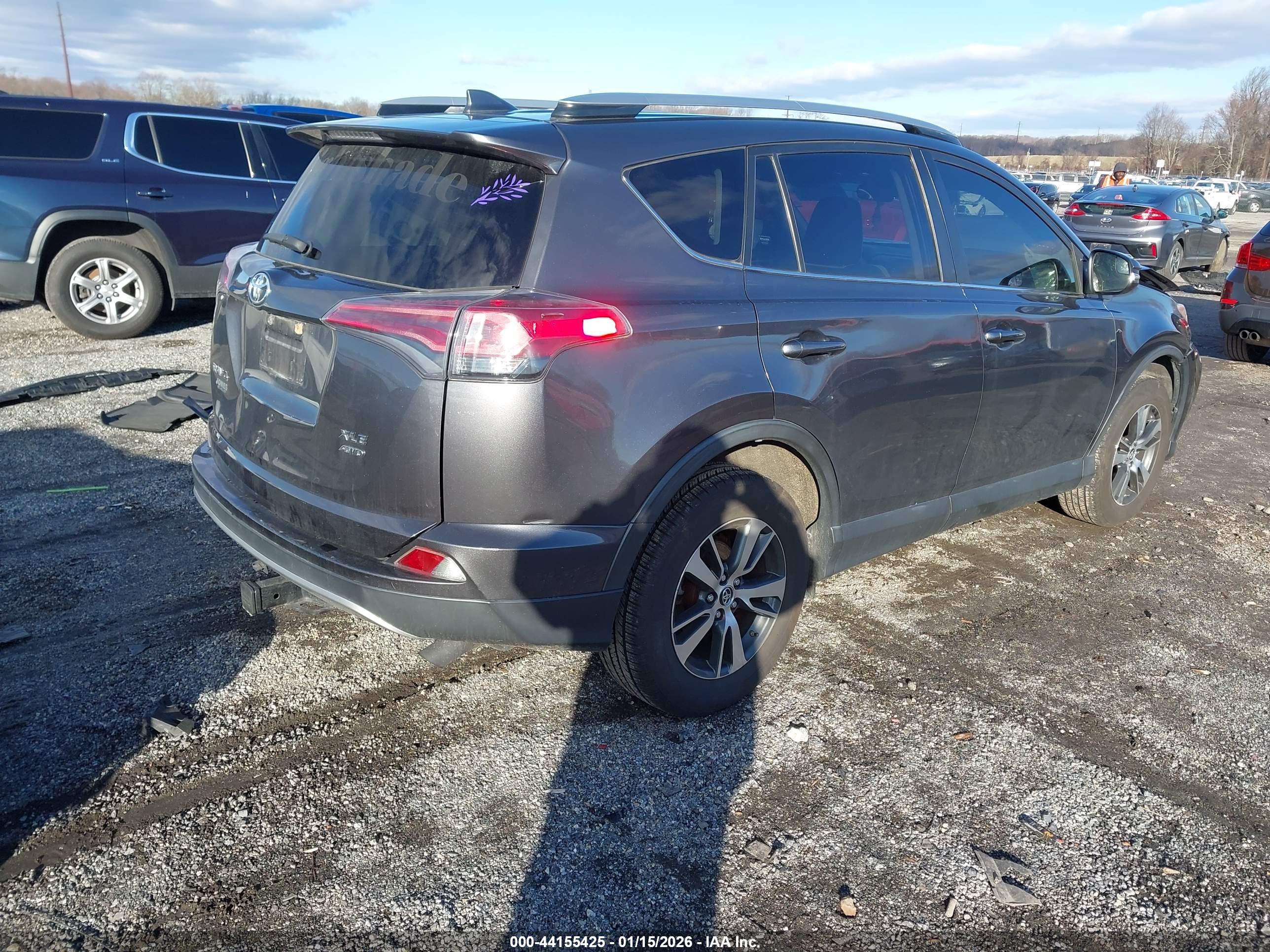TOYOTA RAV4 image 4