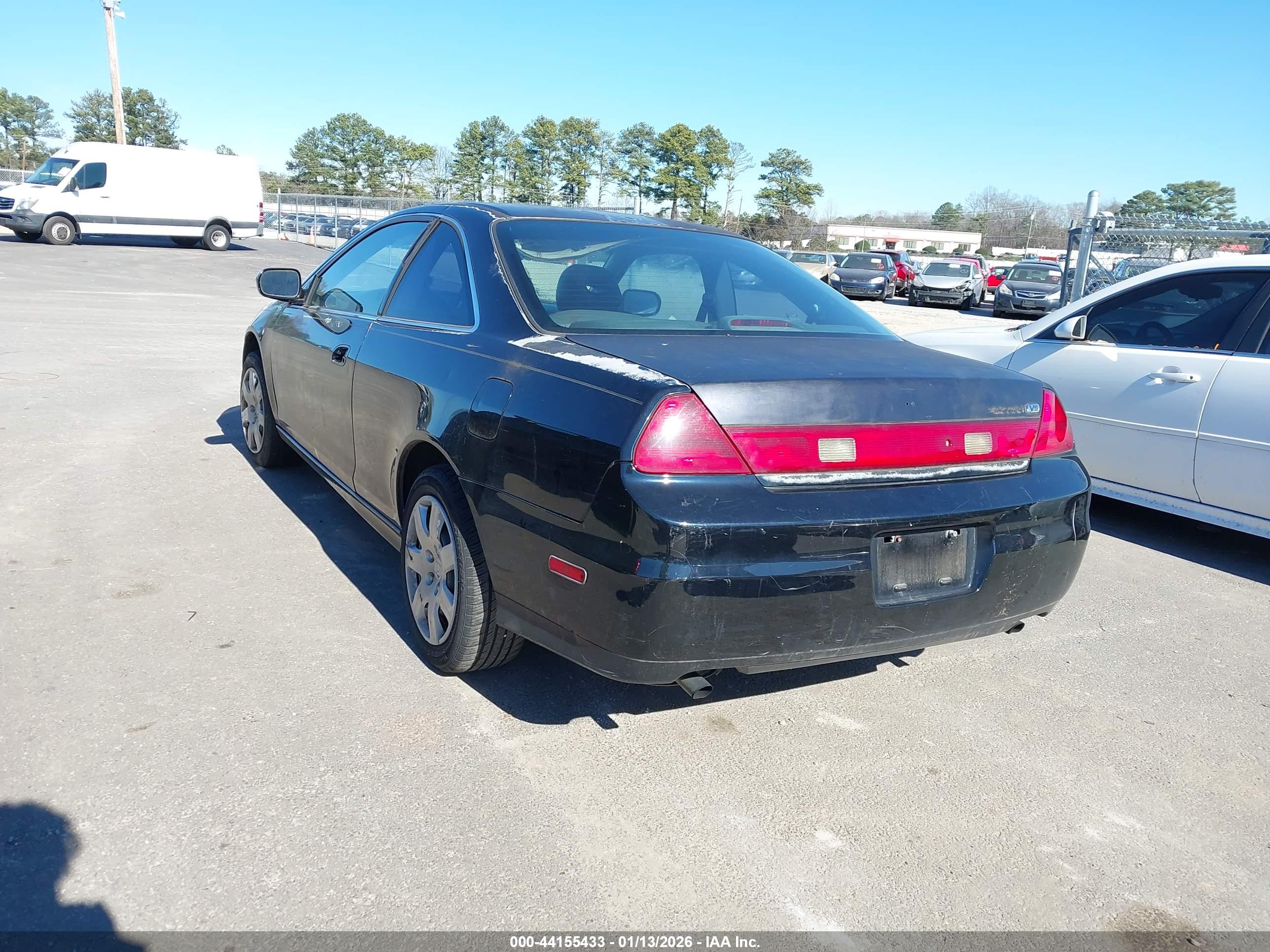HONDA ACCORD image 3