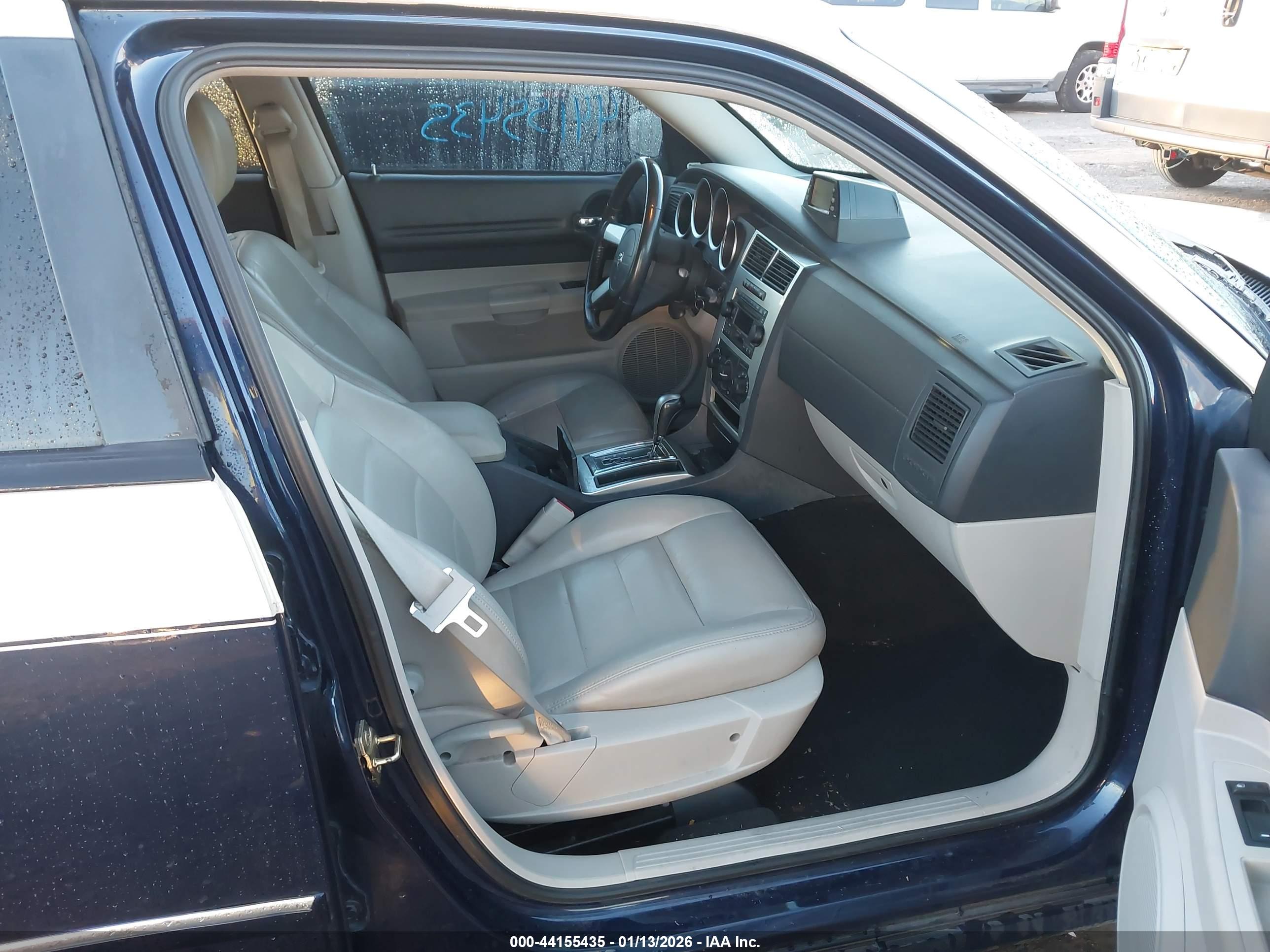 DODGE MAGNUM image 5