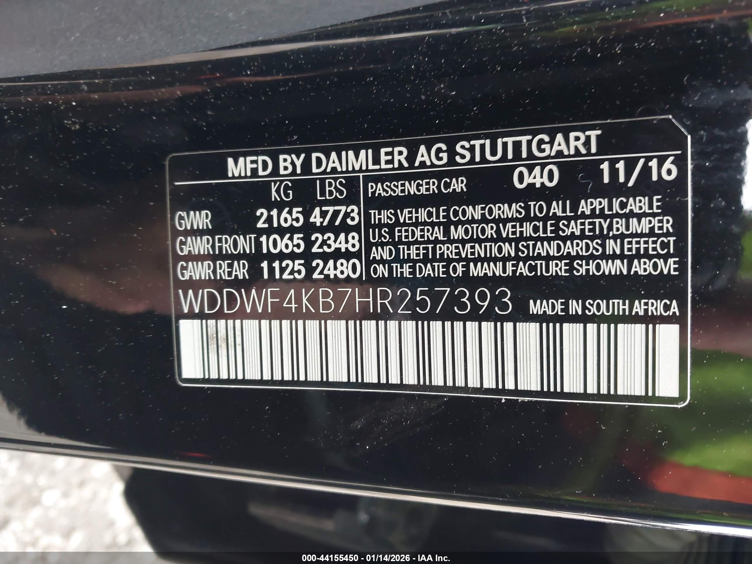 MERCEDES-BENZ C image 9