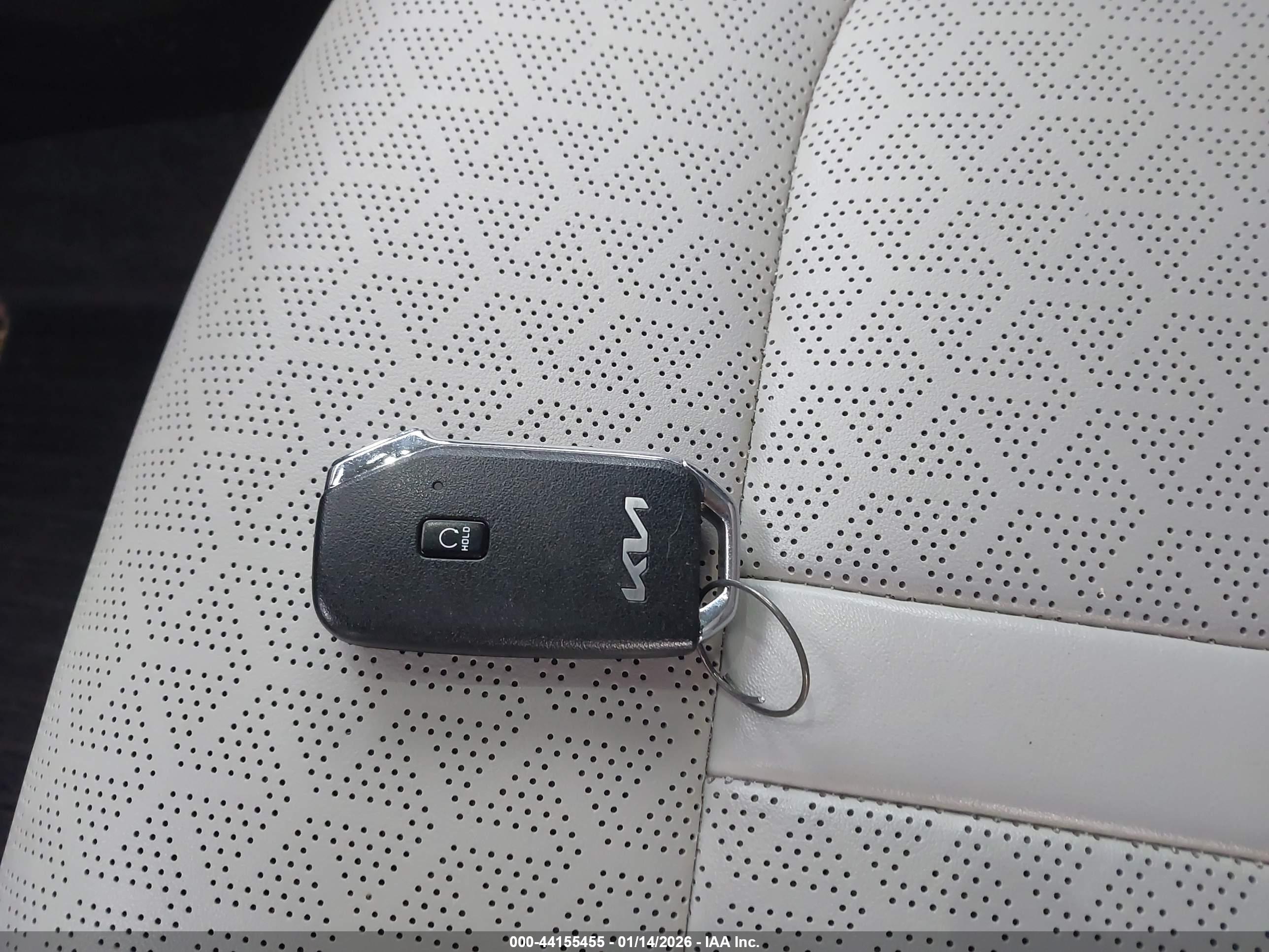 KIA SORENTO image 11
