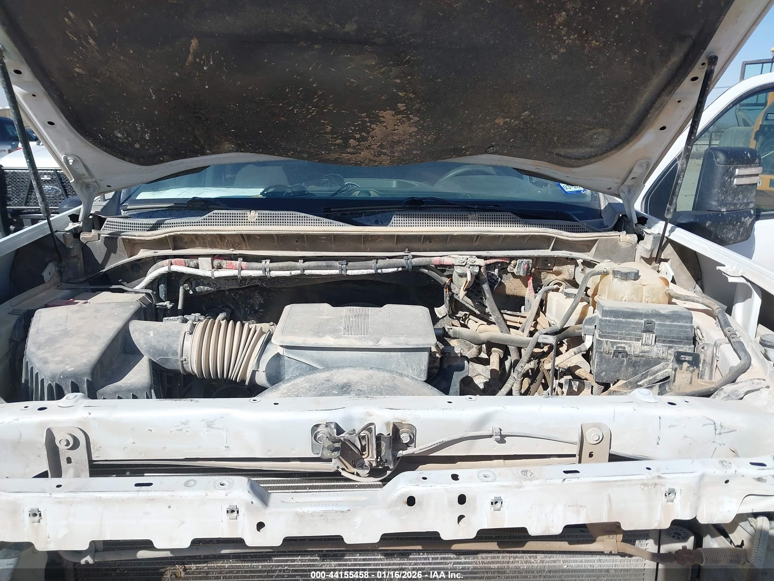 CHEVROLET SILVERADO image 10