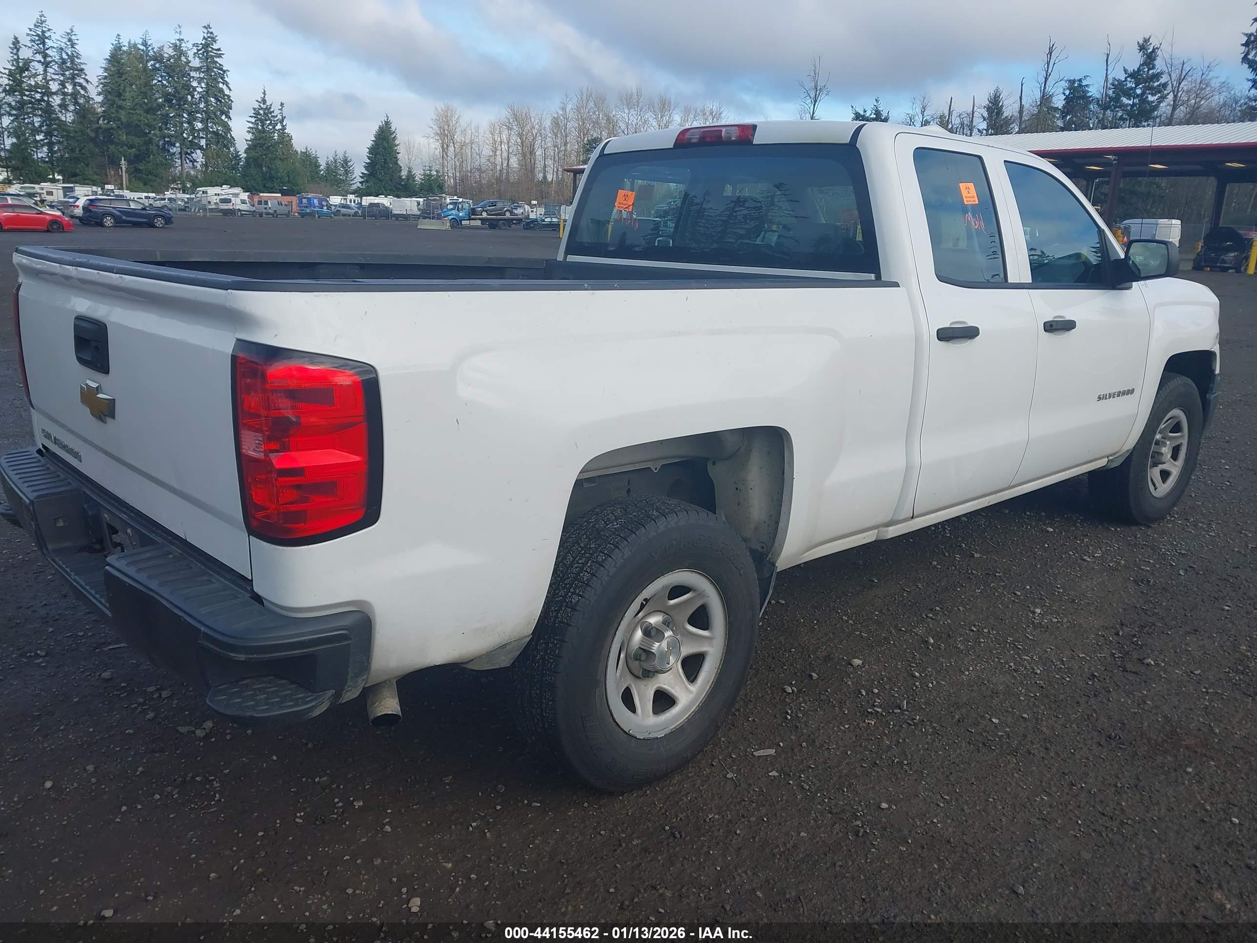 CHEVROLET SILVERADO image 4