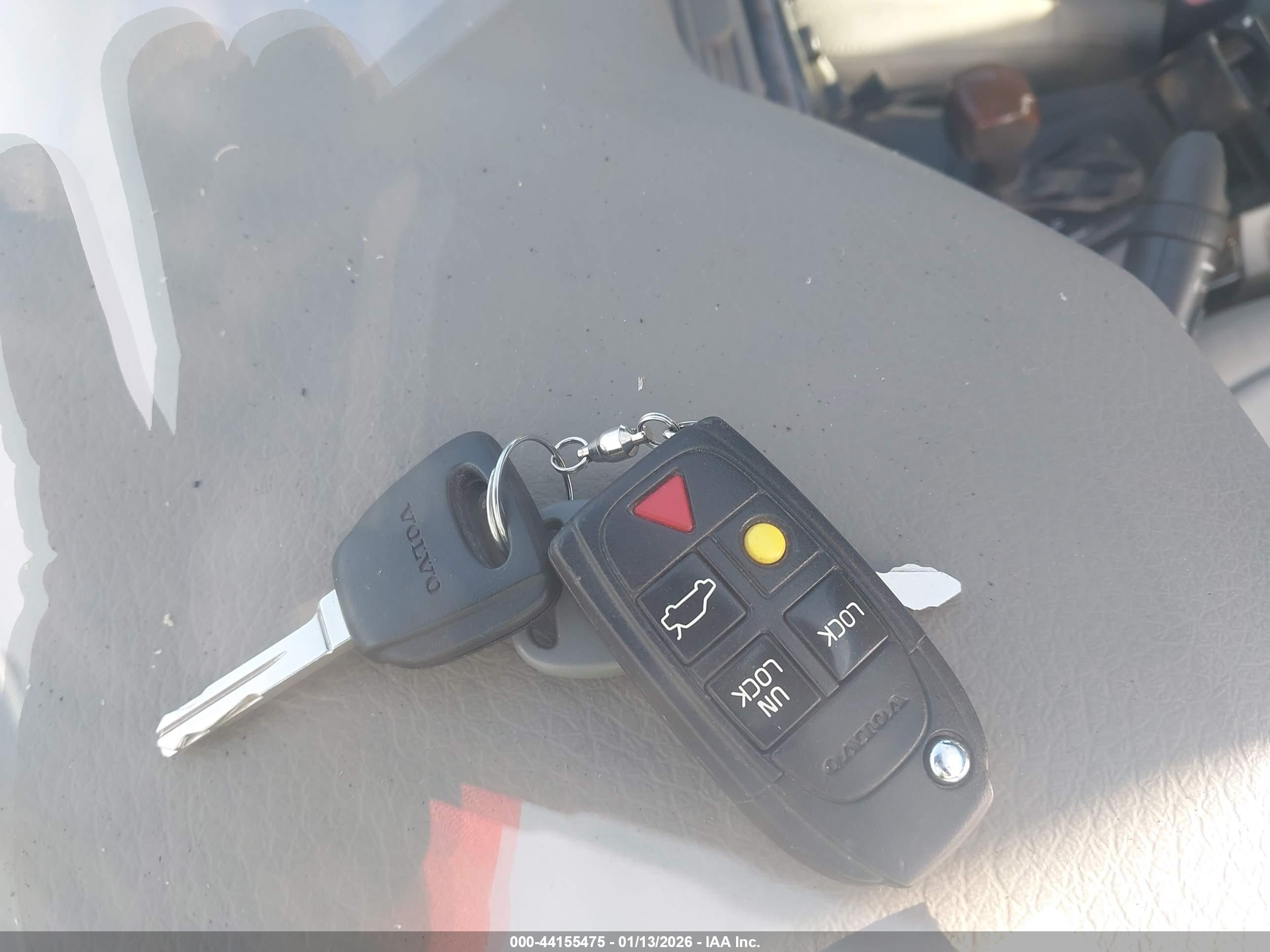 VOLVO S80 image 11