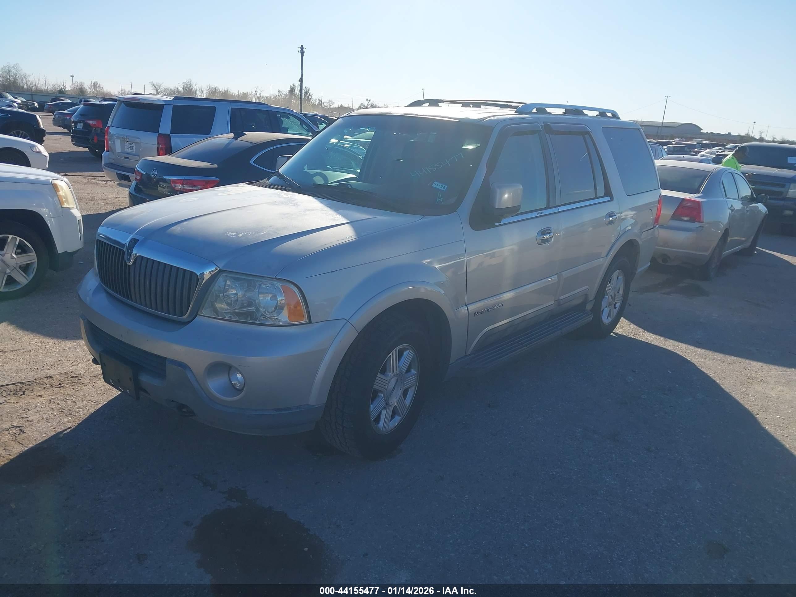 LINCOLN NAVIGATOR image 2