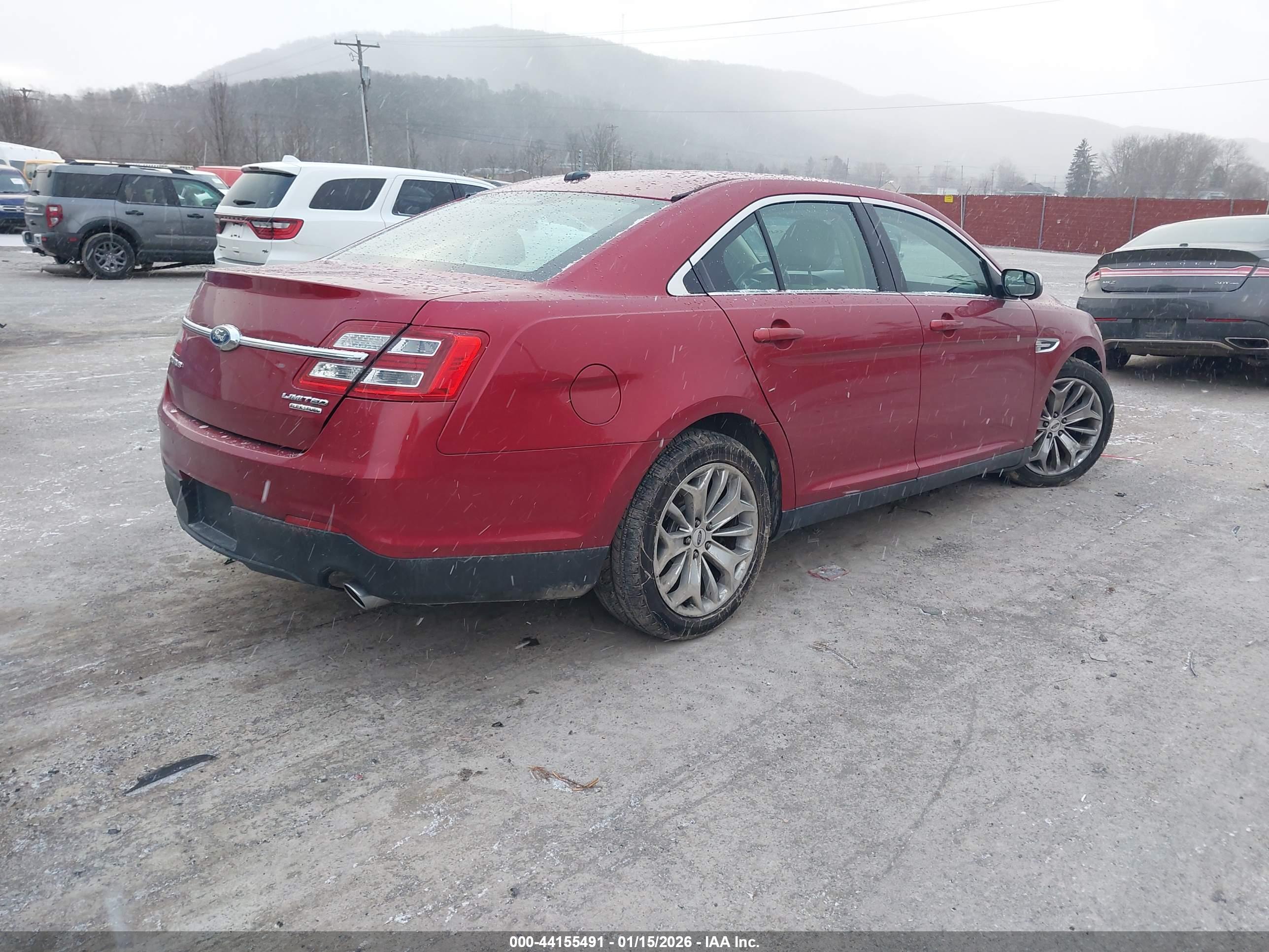 FORD TAURUS image 4