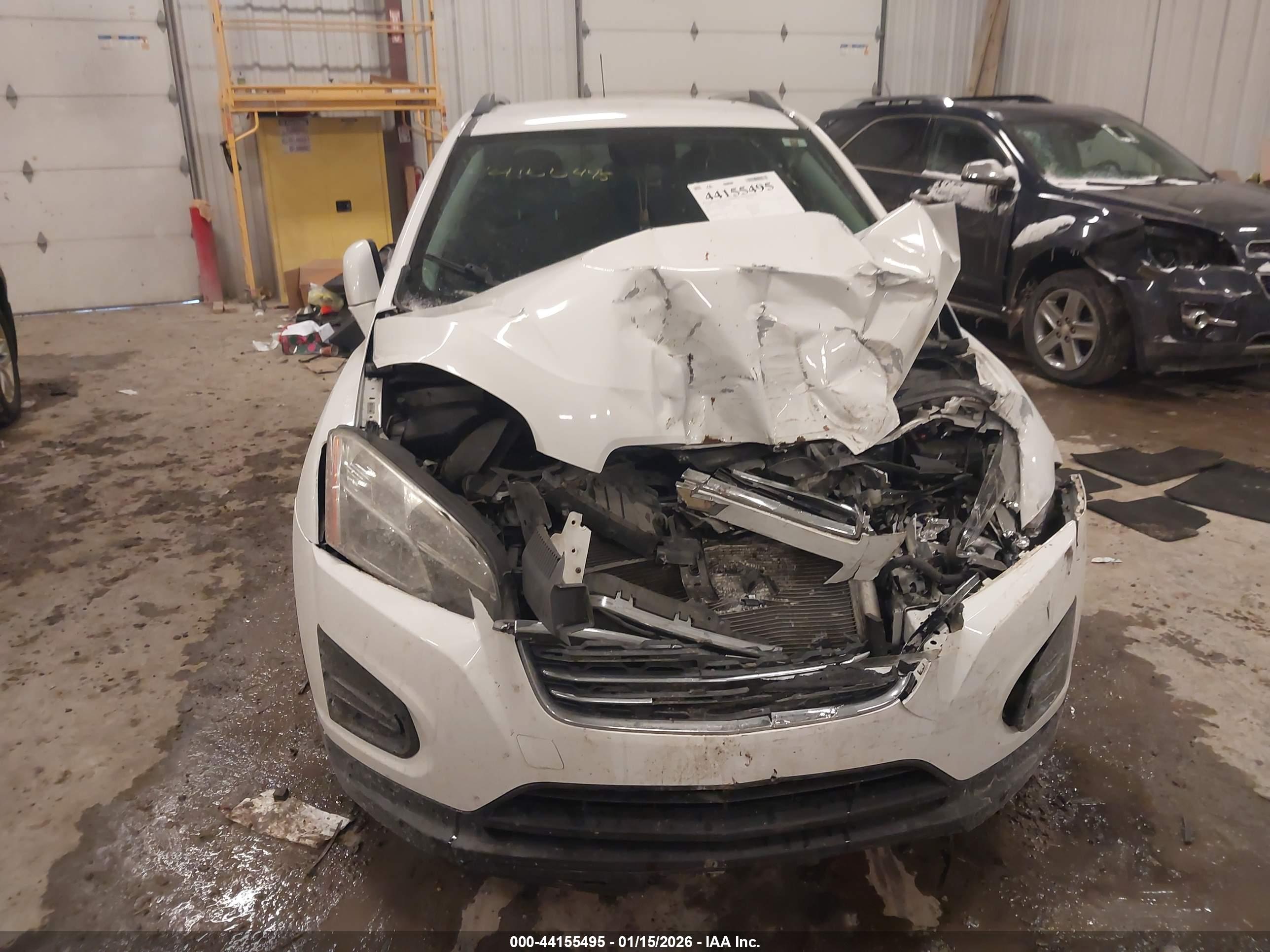 CHEVROLET TRAX image 6