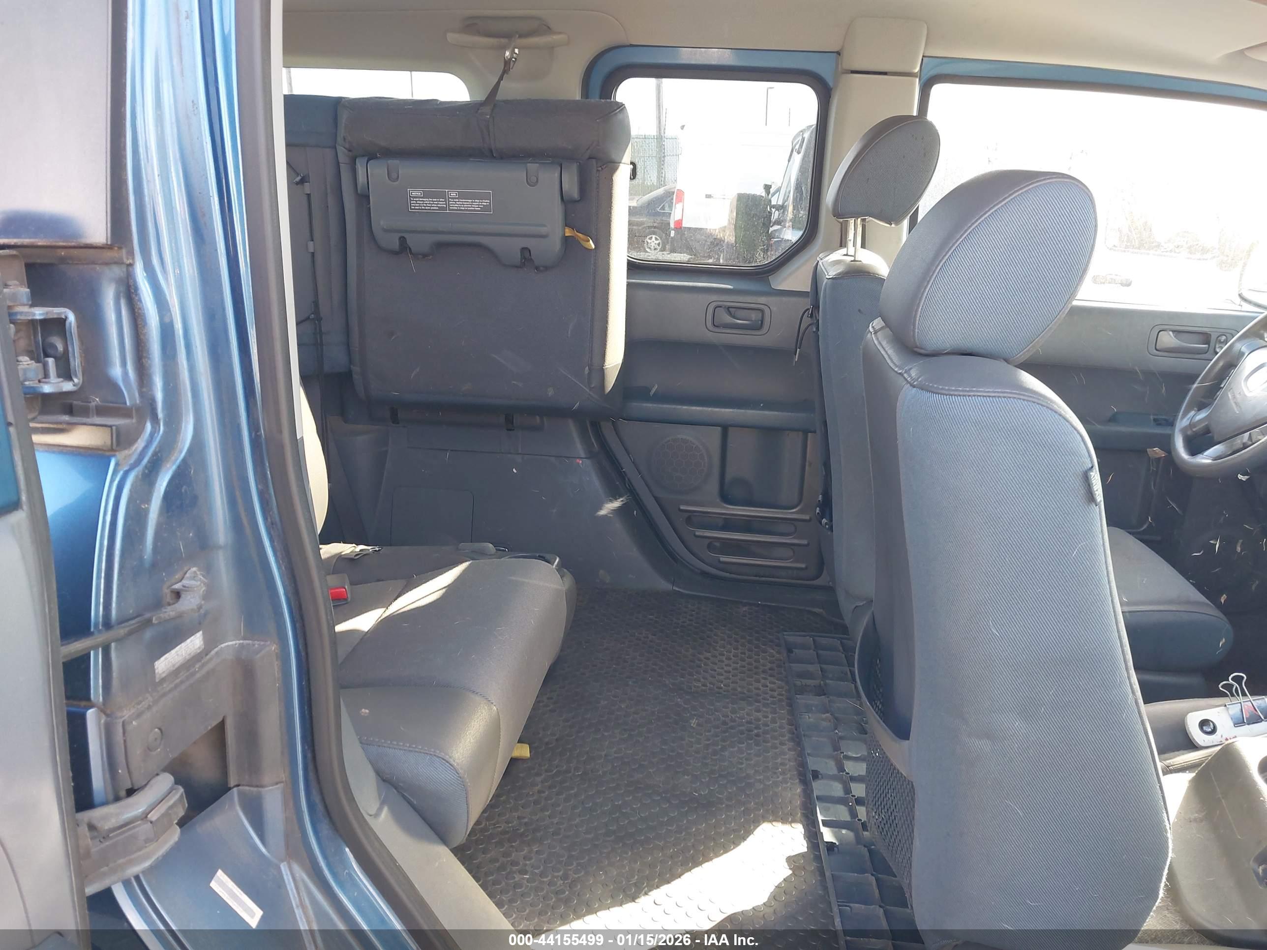 HONDA ELEMENT image 8