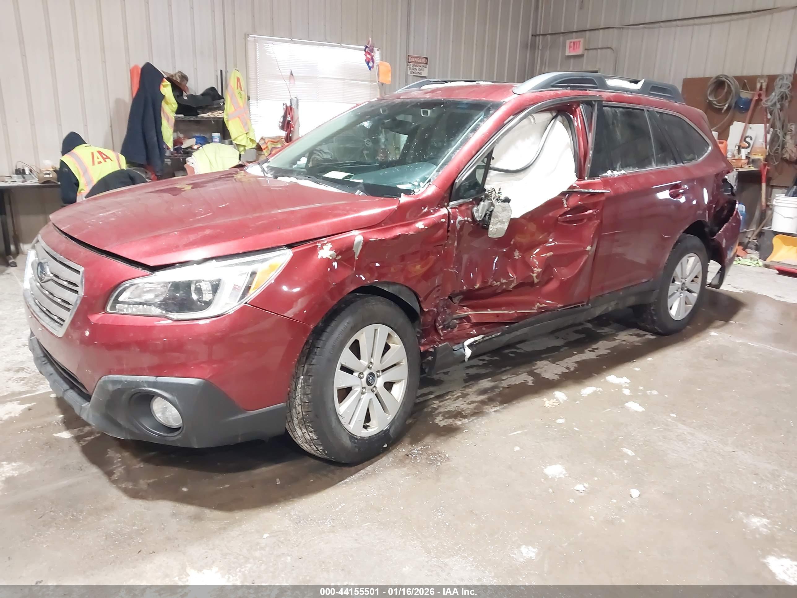 SUBARU OUTBACK image 2