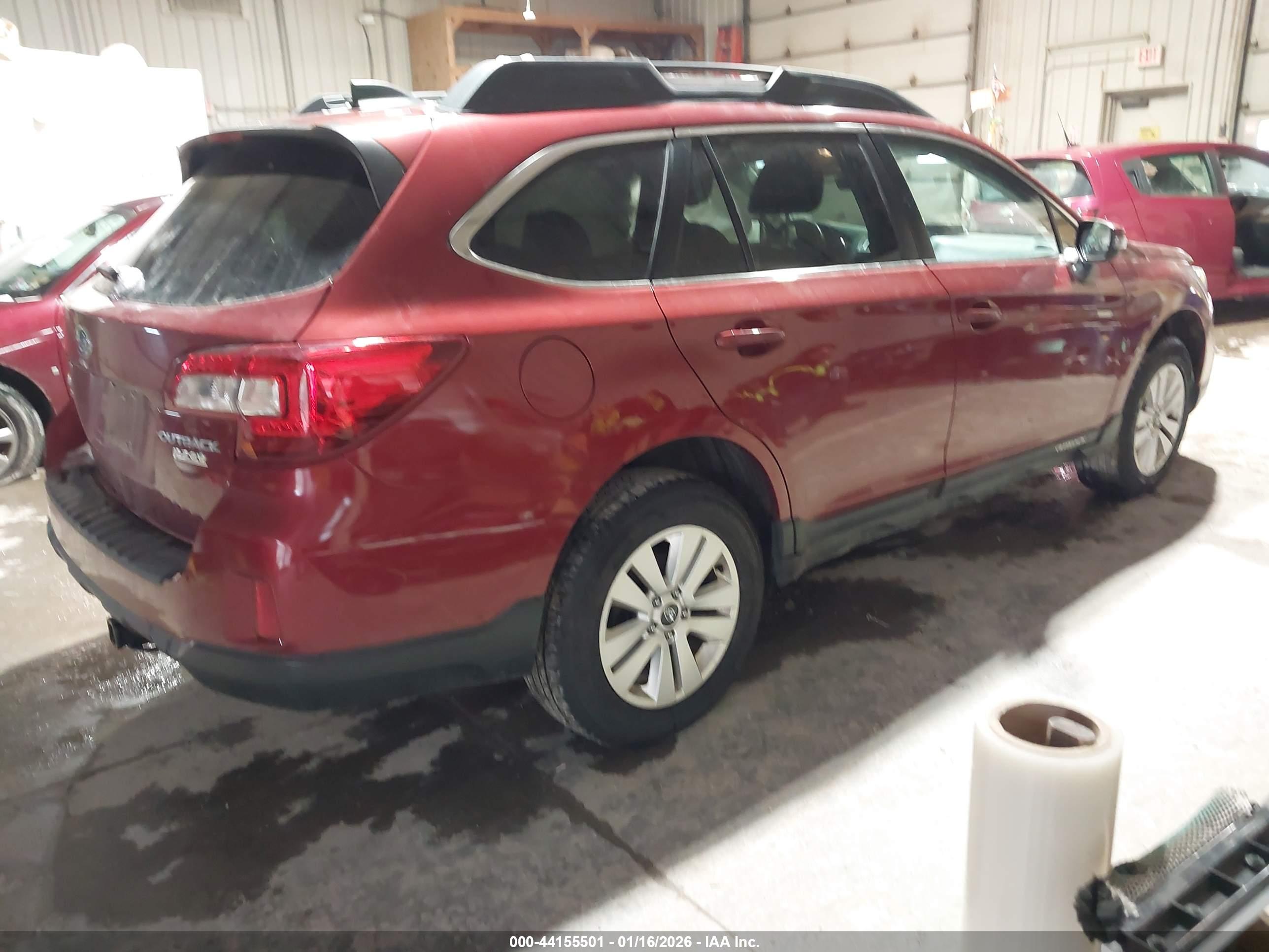 SUBARU OUTBACK image 4